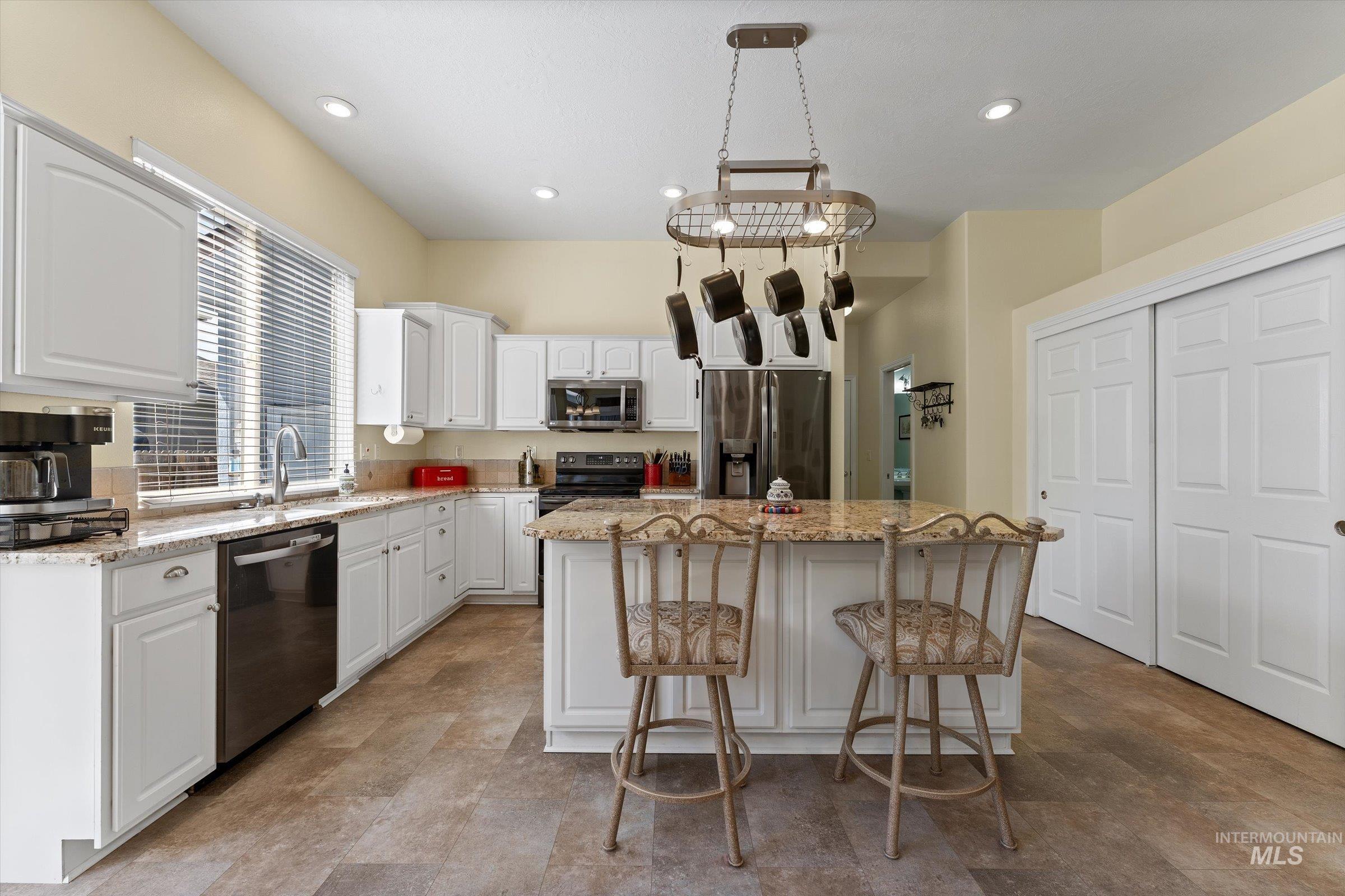 10594 N Bridle Way Property Photo 18