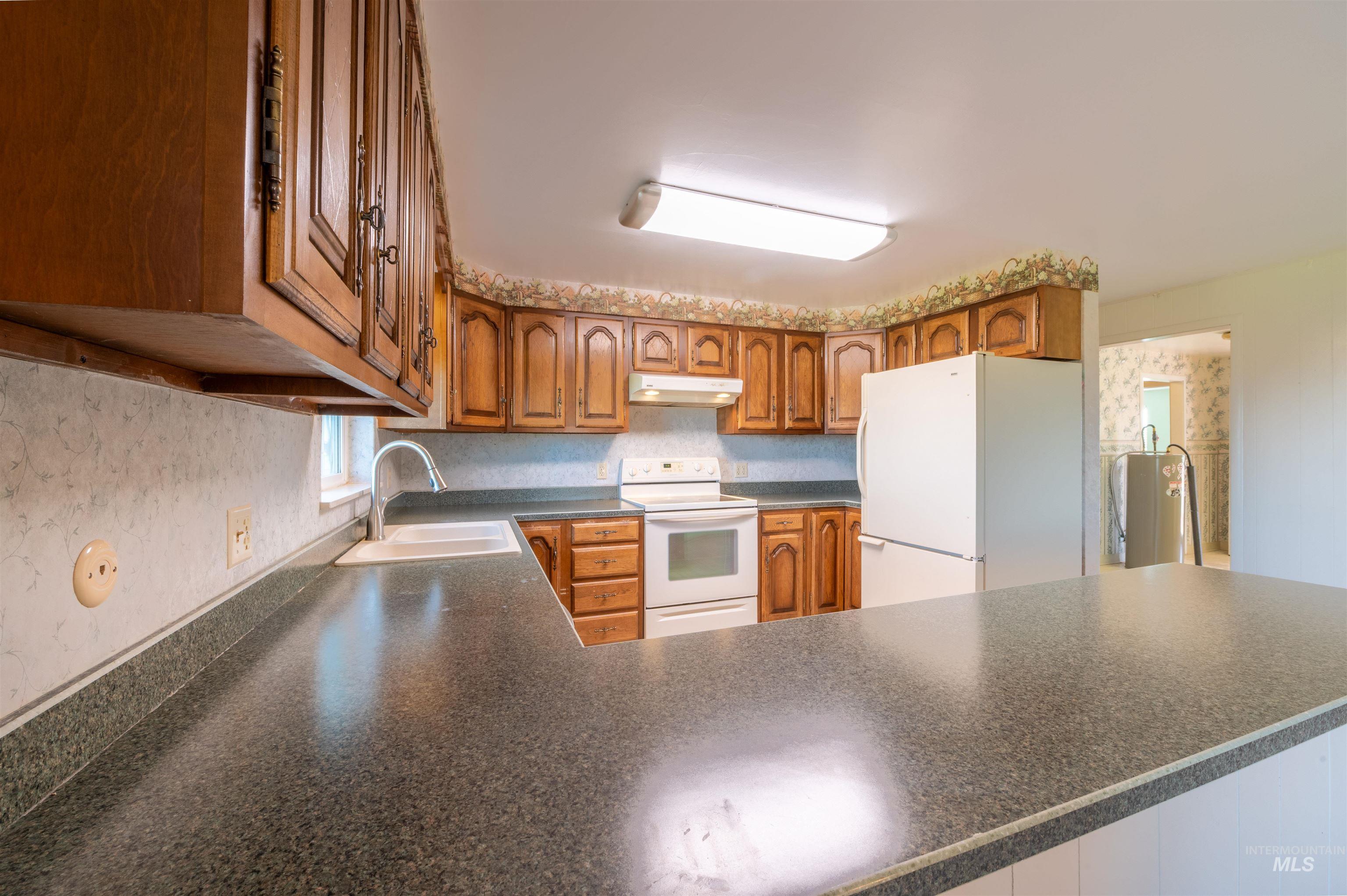 50 S 200 W Property Photo 18