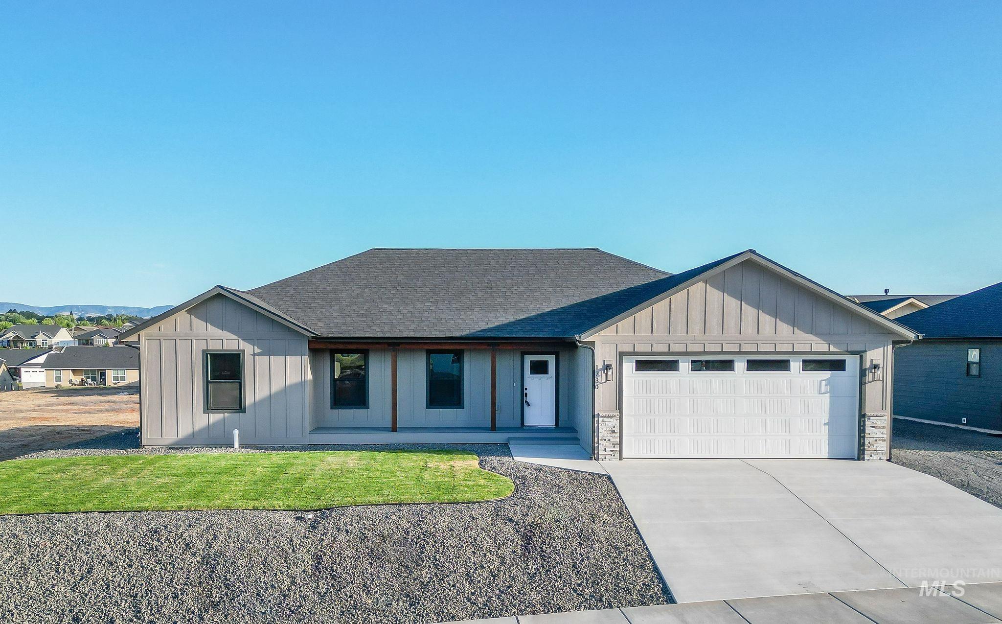 1730 Golden Hills Drive Property Photo 1