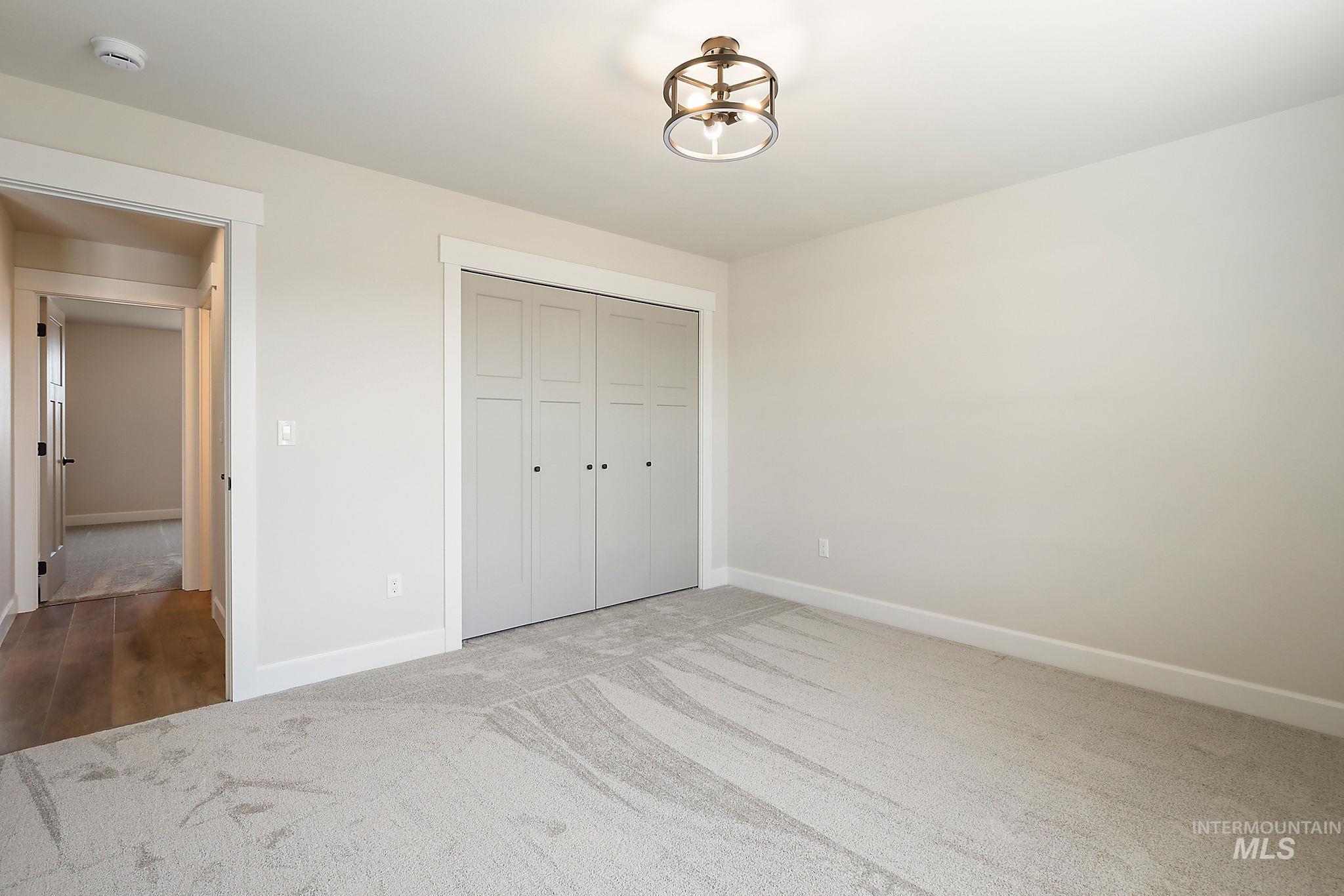 1730 Golden Hills Drive Property Photo 20