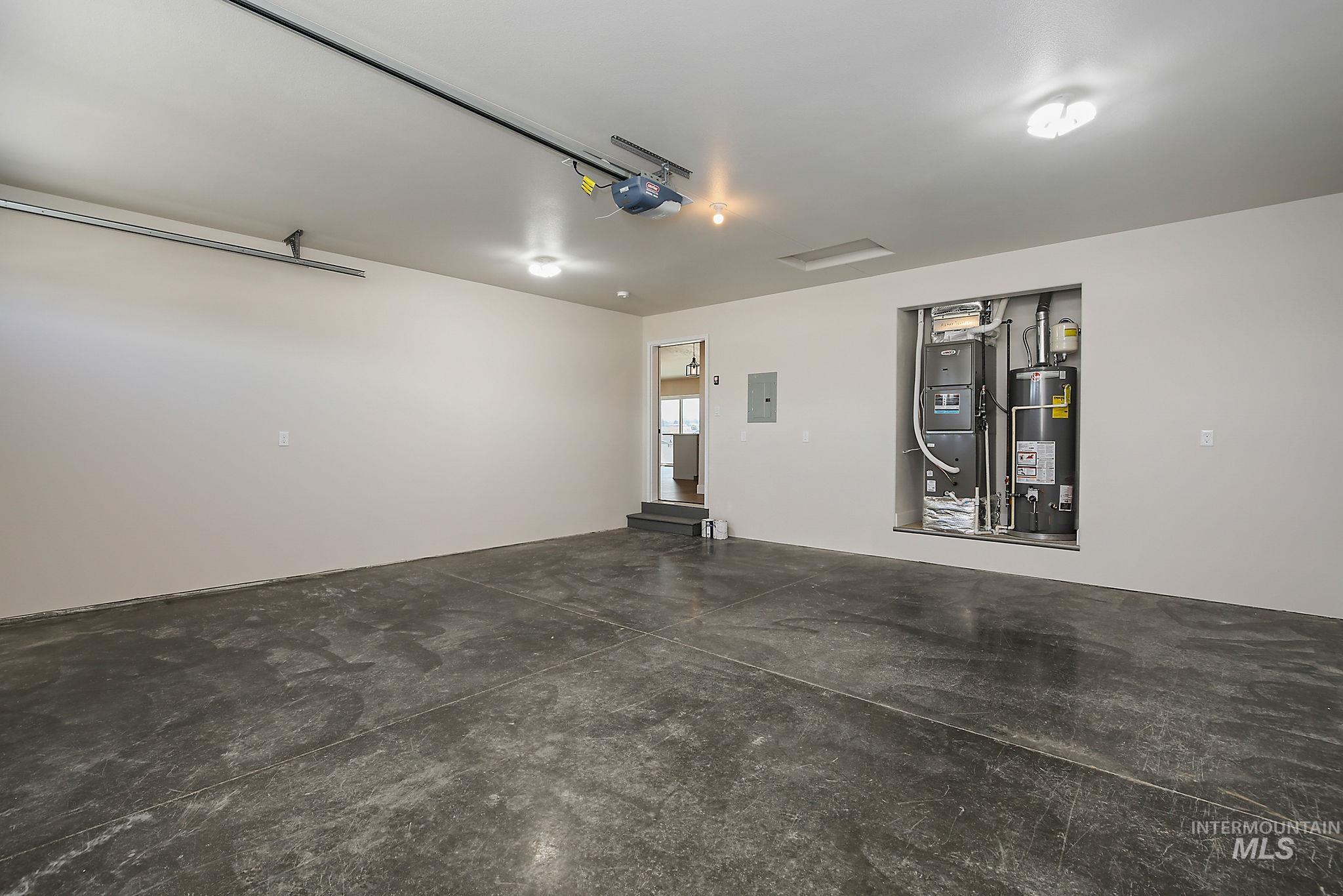 1730 Golden Hills Drive Property Photo 30