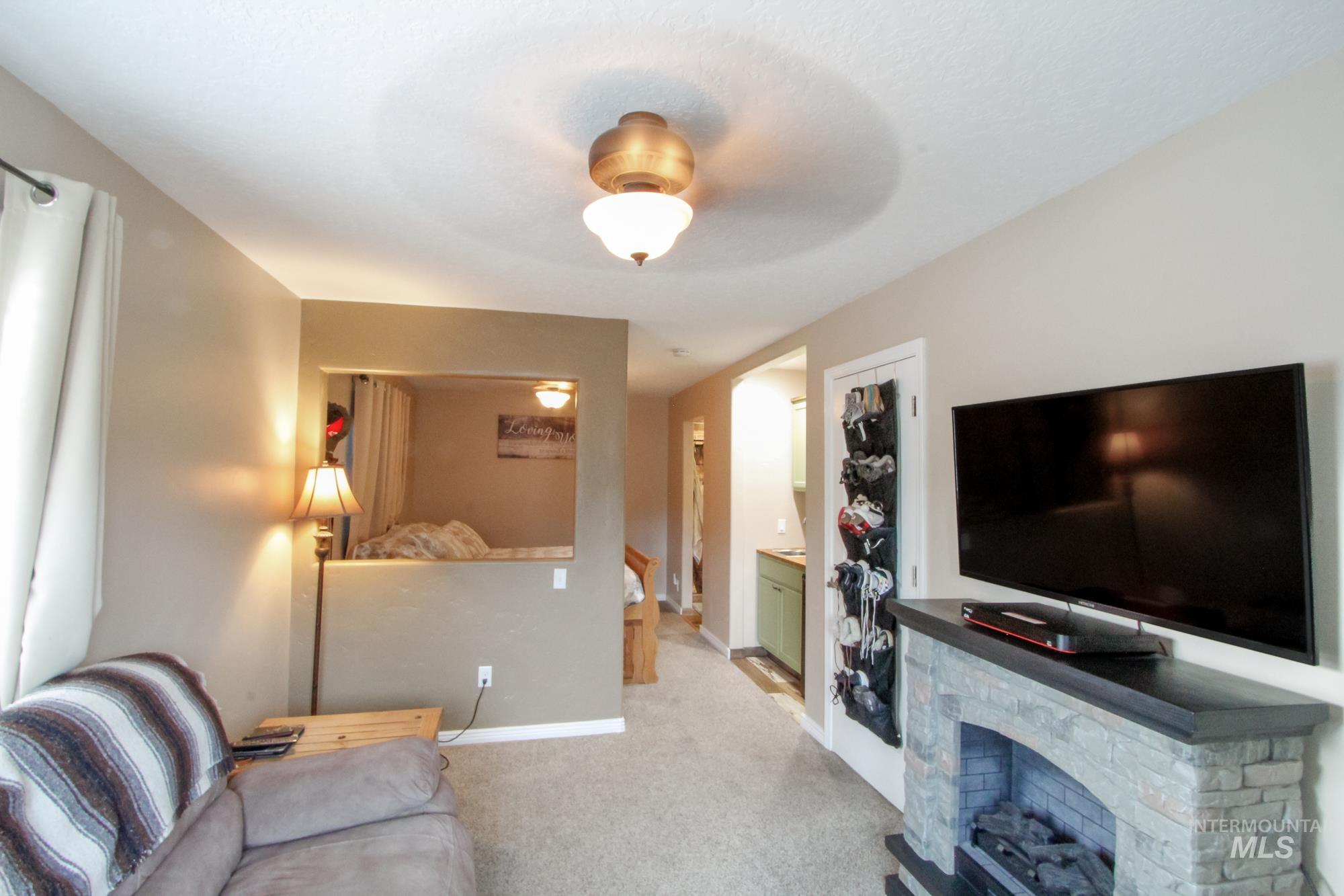 2055 W Sunny Slope Dr Property Photo 17