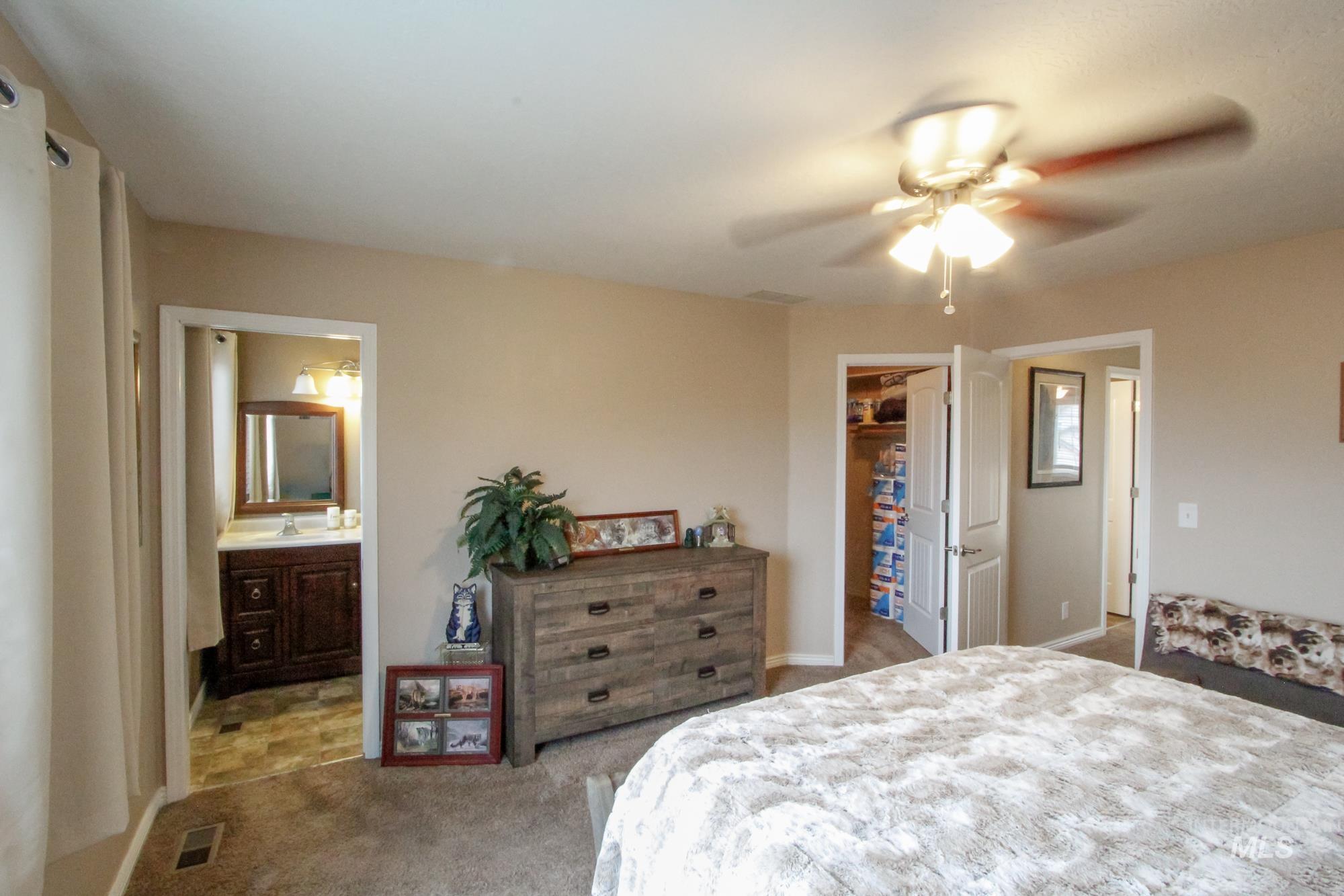 2055 W Sunny Slope Dr Property Photo 32