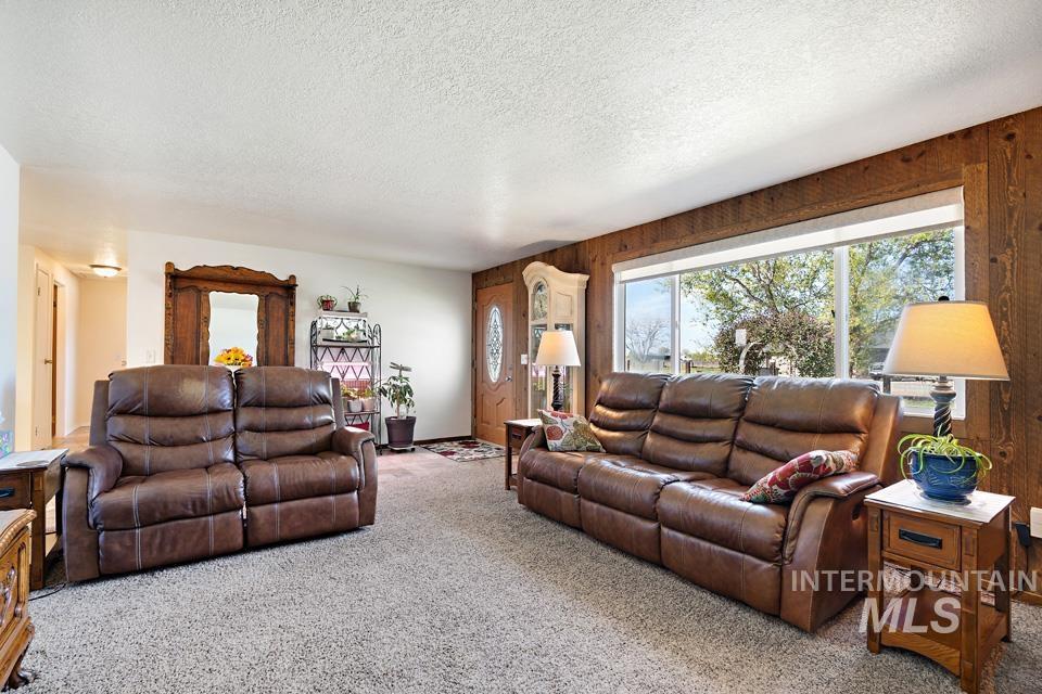6110 Hwy 52 Property Photo 4
