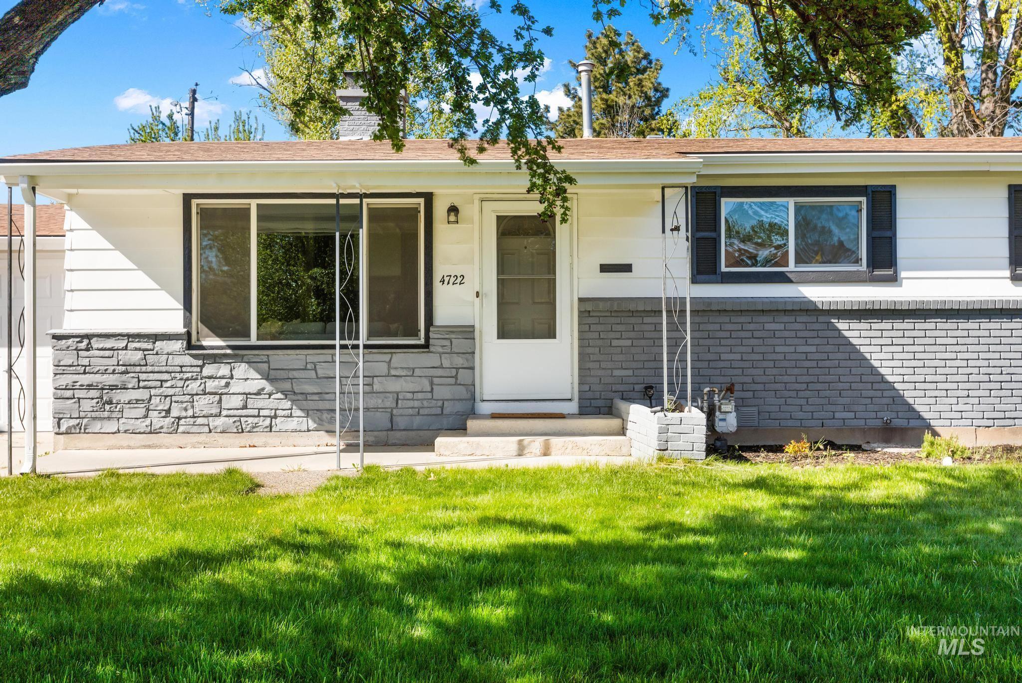 4722 Clark Street Property Photo