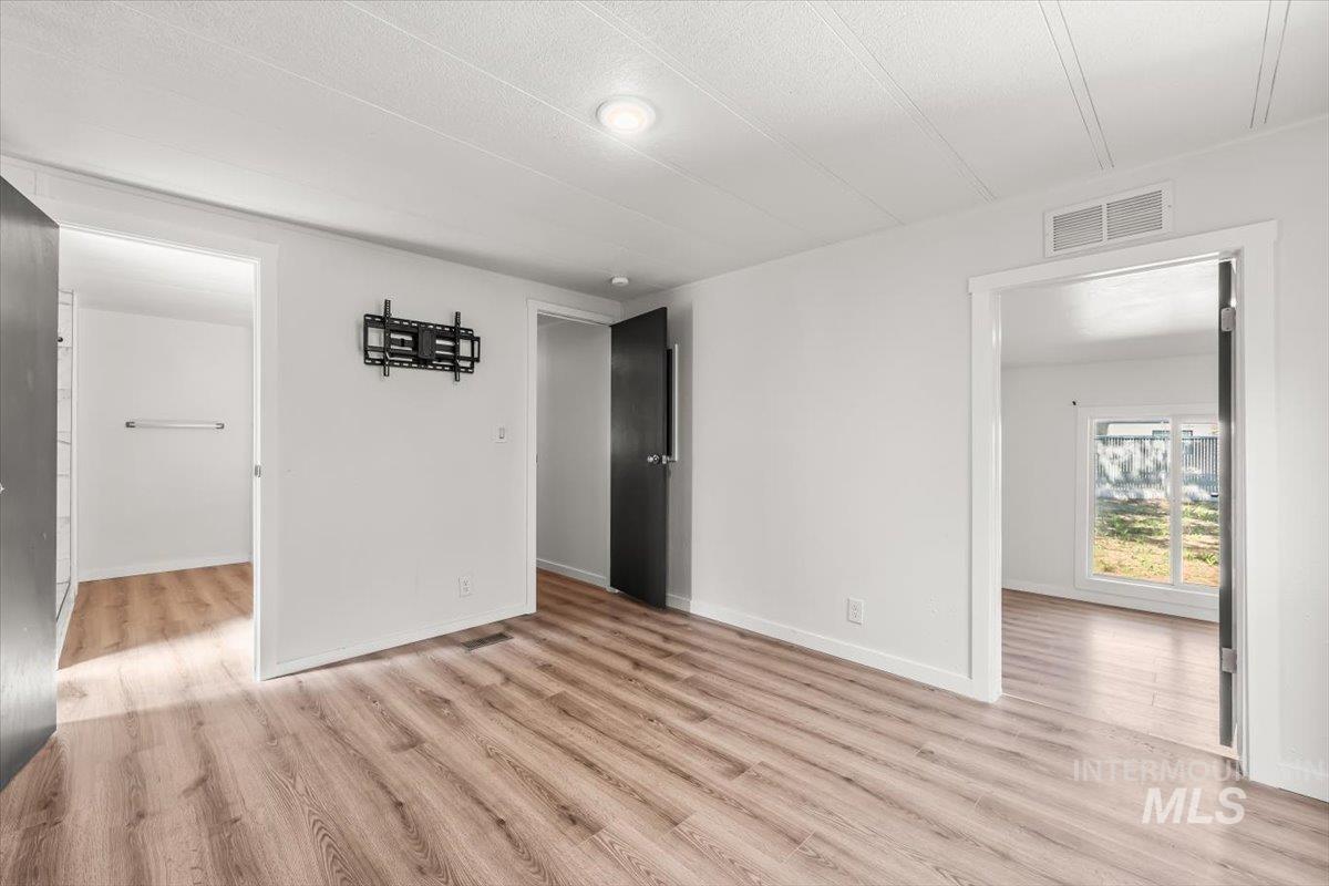 1410 W Flamingo Ave. Property Photo 19