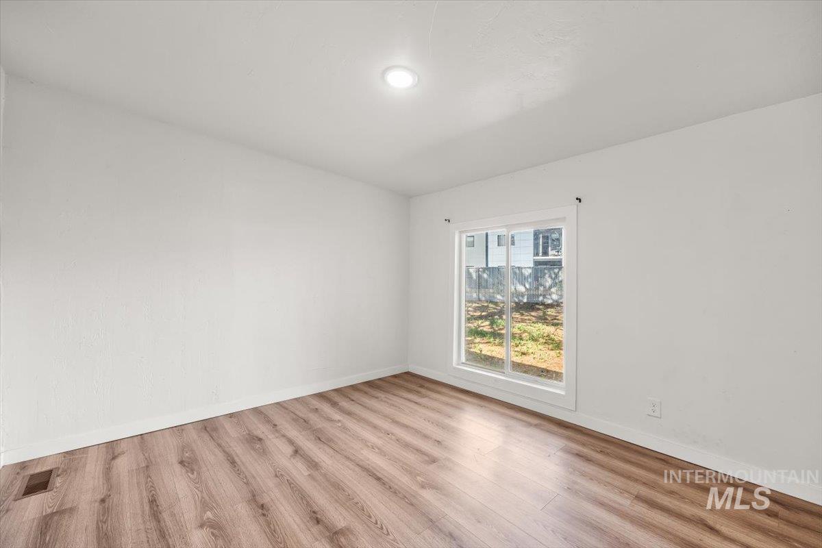 1410 W Flamingo Ave. Property Photo 22