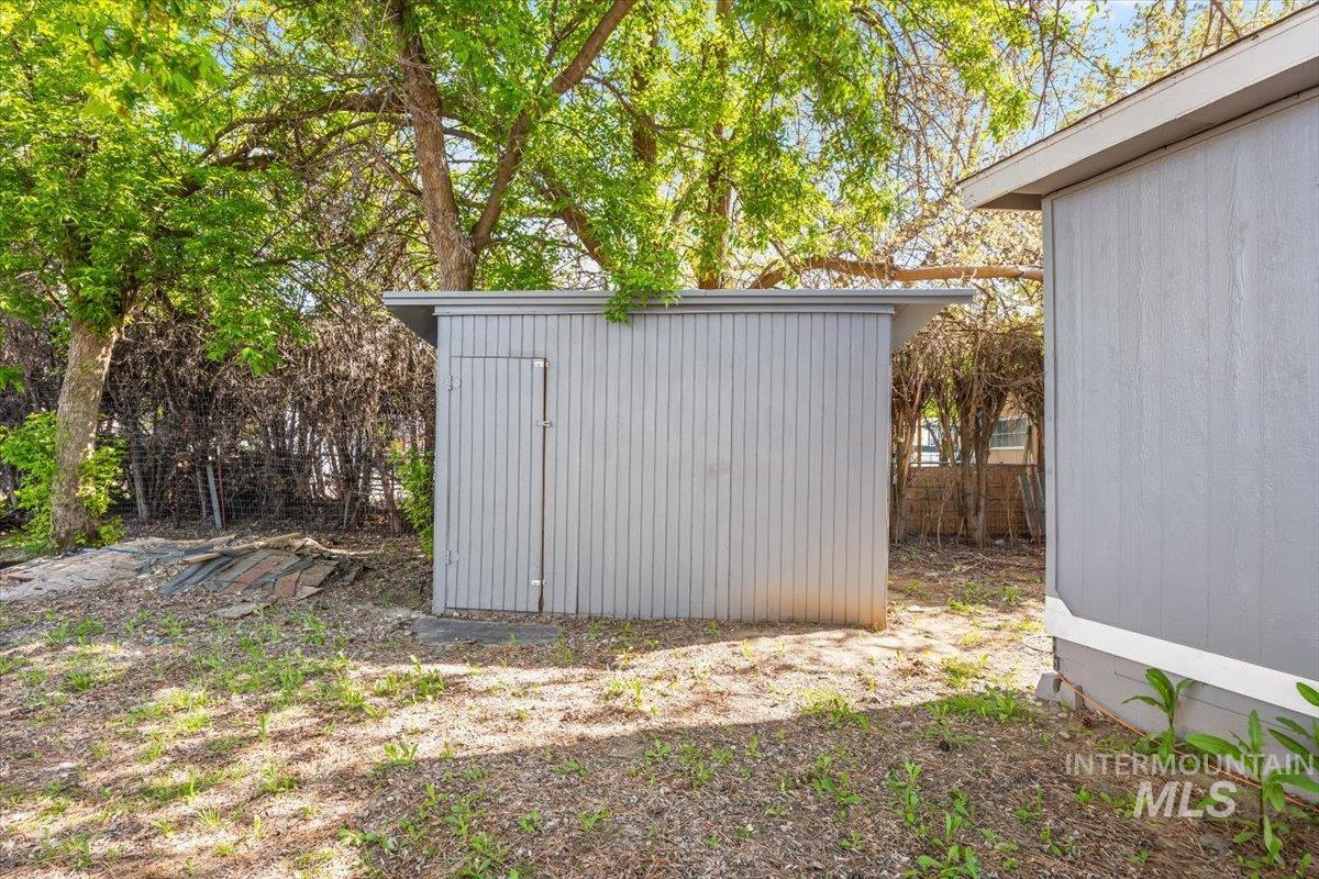 1410 W Flamingo Ave. Property Photo 26