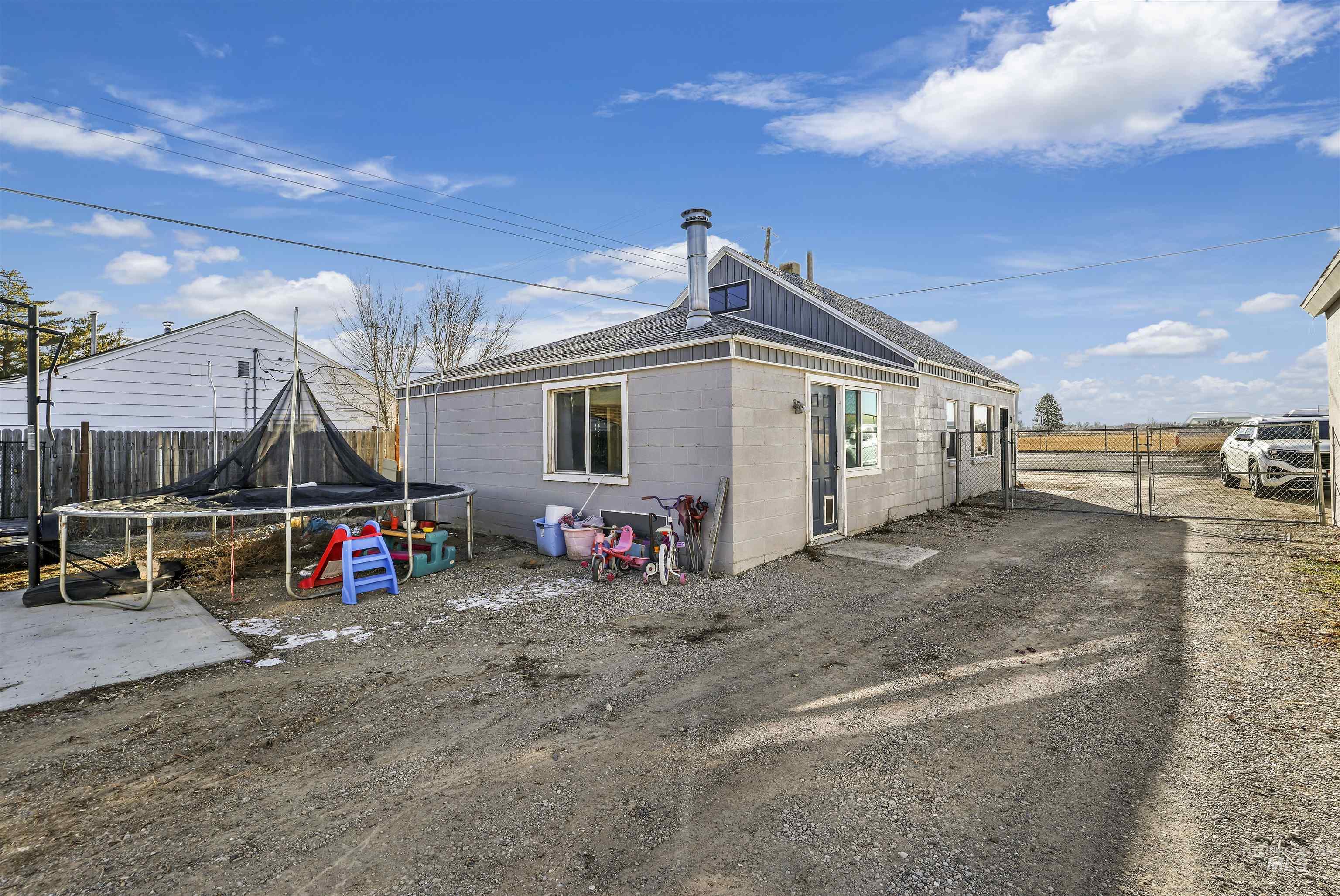 310 Us Highway 30 Property Photo 40