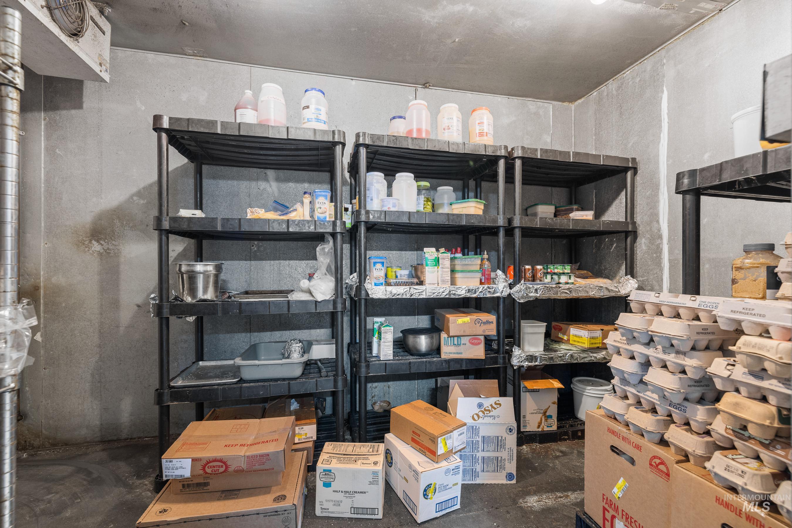 601 S Main St. Property Photo 14