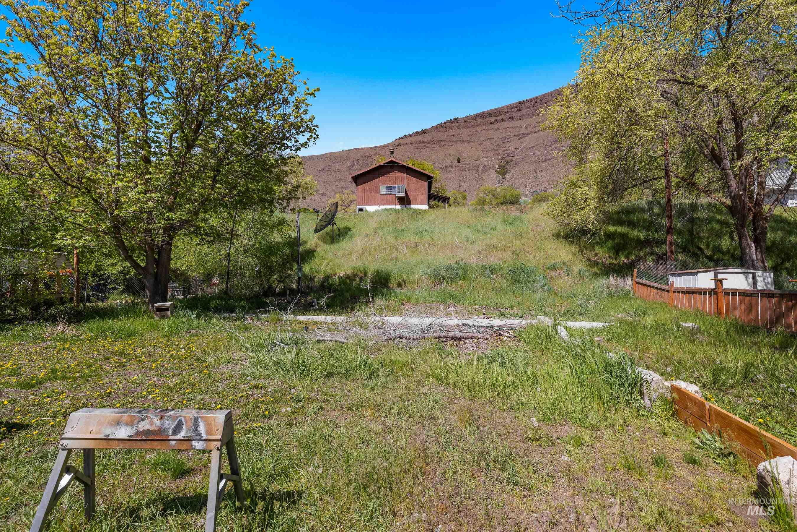 601 S Main St. Property Photo 16