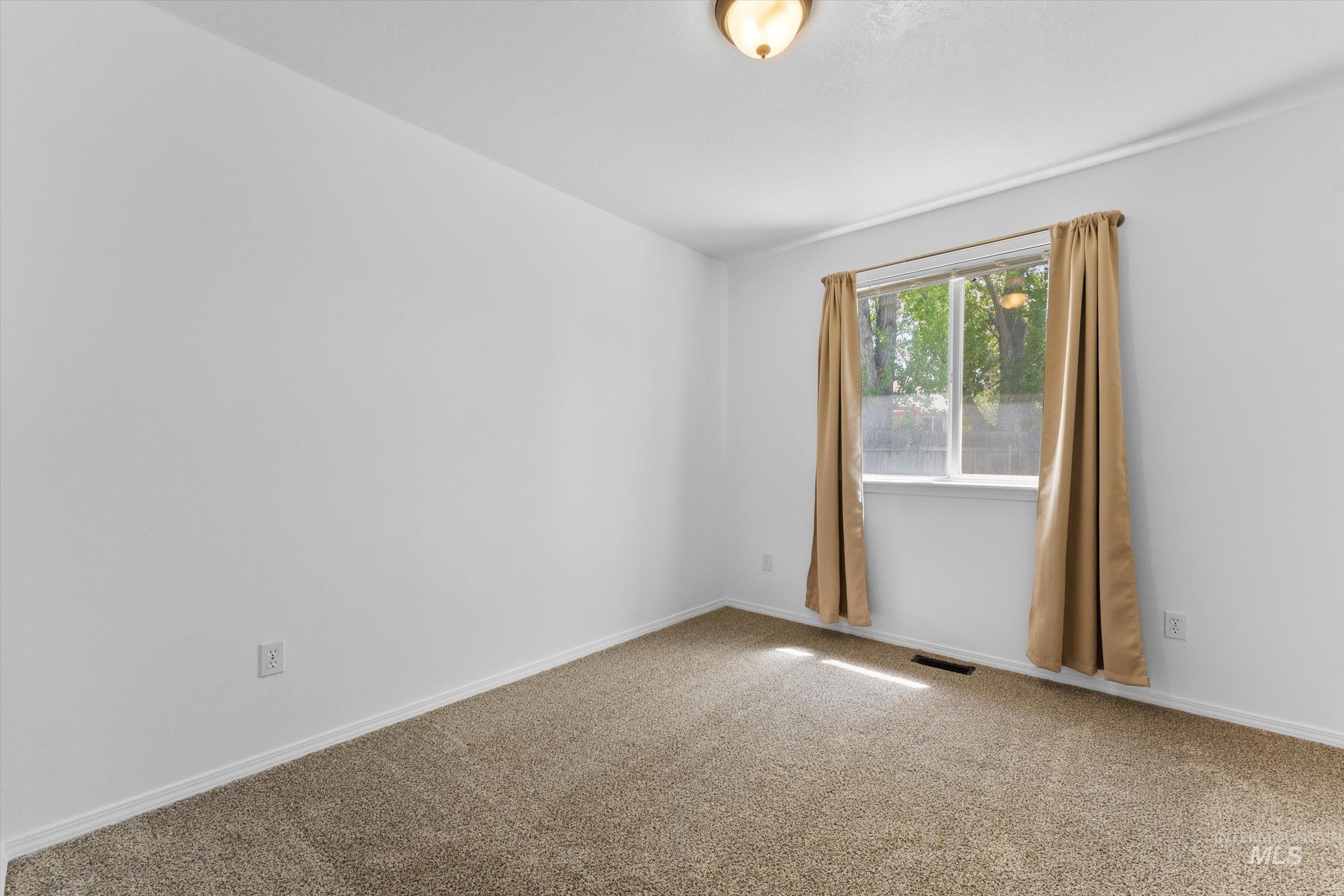 302 Quail Cove Circle Property Photo 19