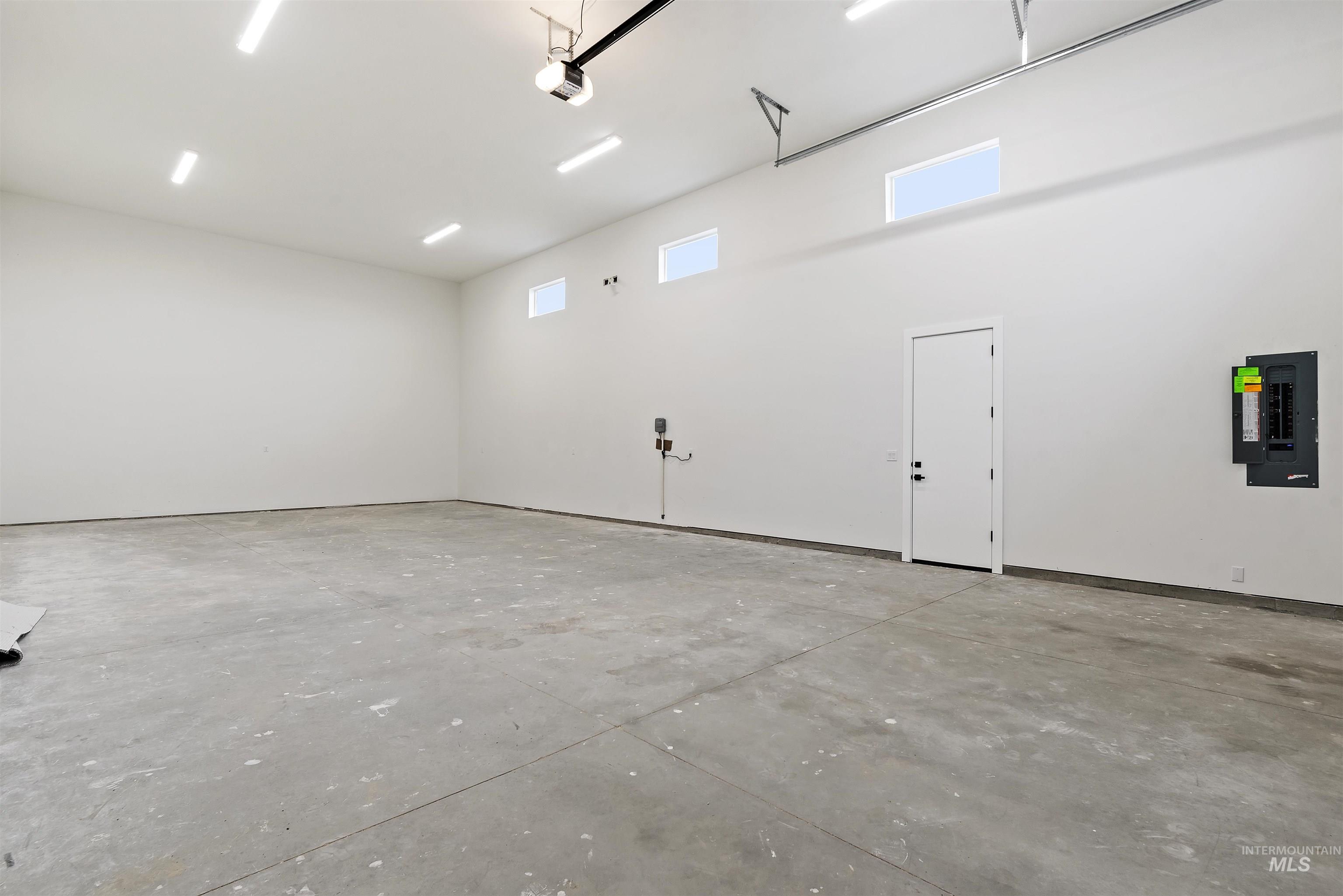2969 Ajax Property Photo 28