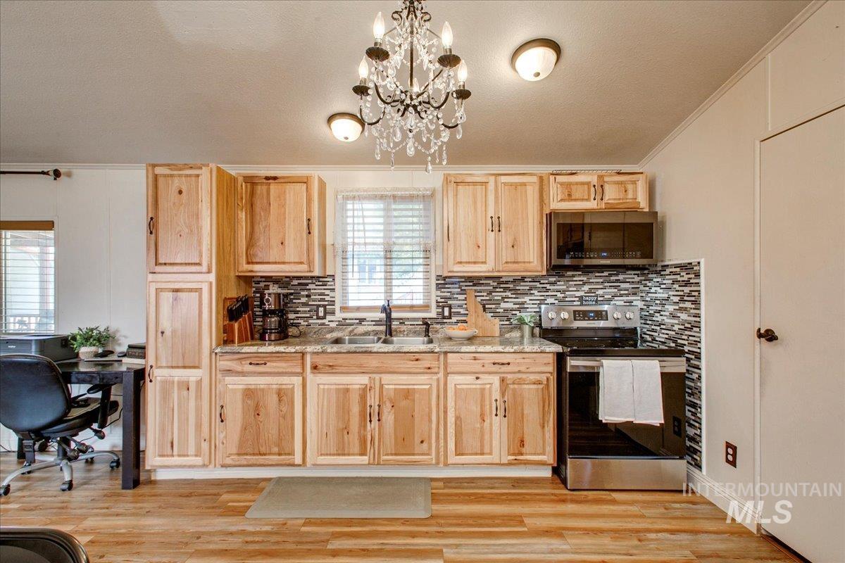 510 River Valley St Property Photo 10