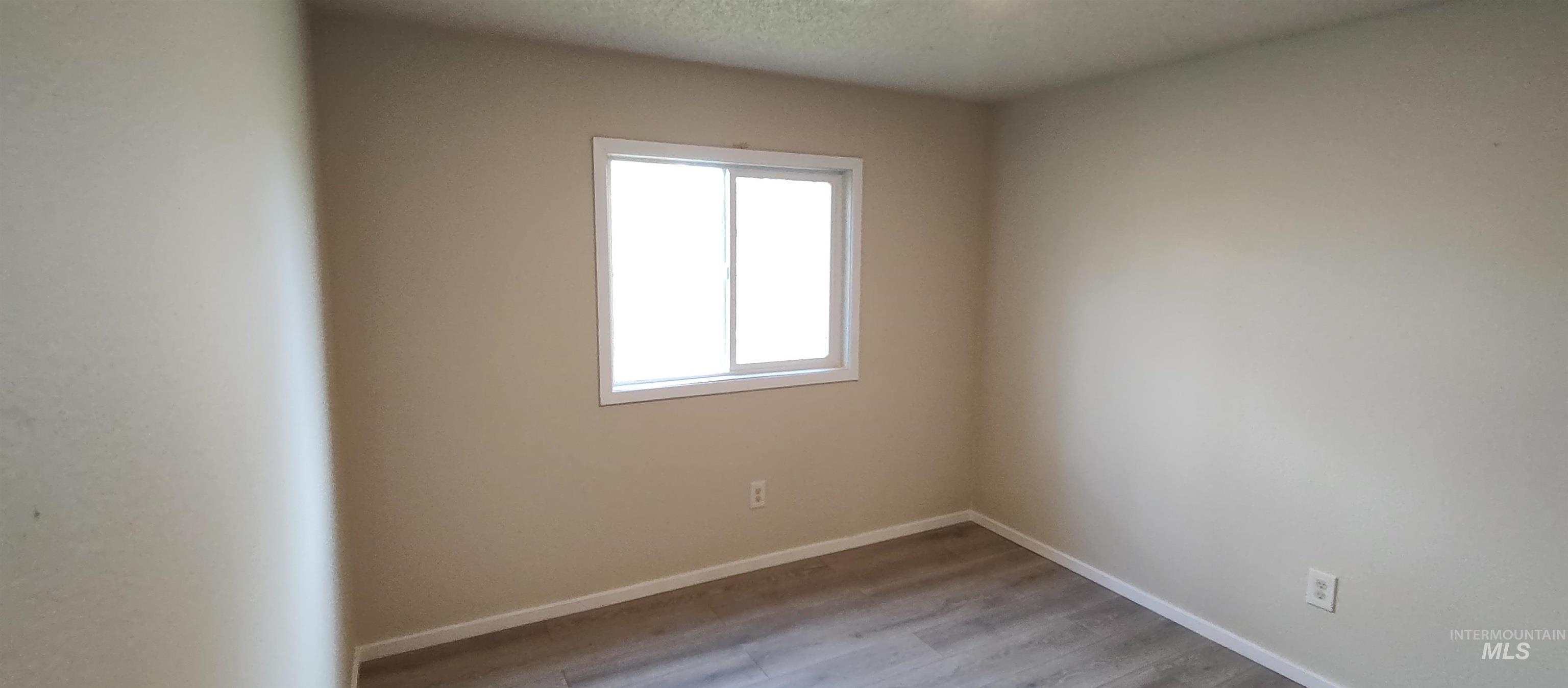2933 Garfield Ct Property Photo 35