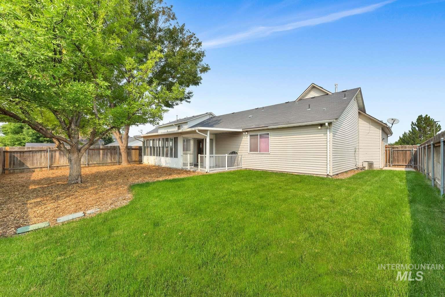 11793 Shelburne Property Photo 5