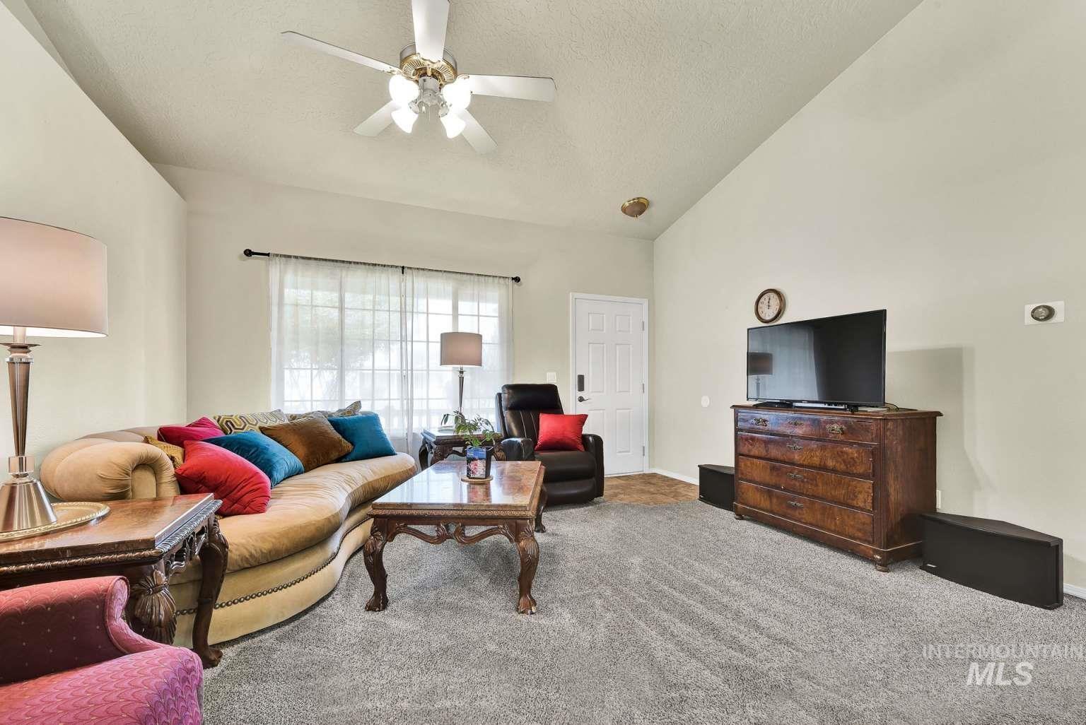 11793 Shelburne Property Photo 6