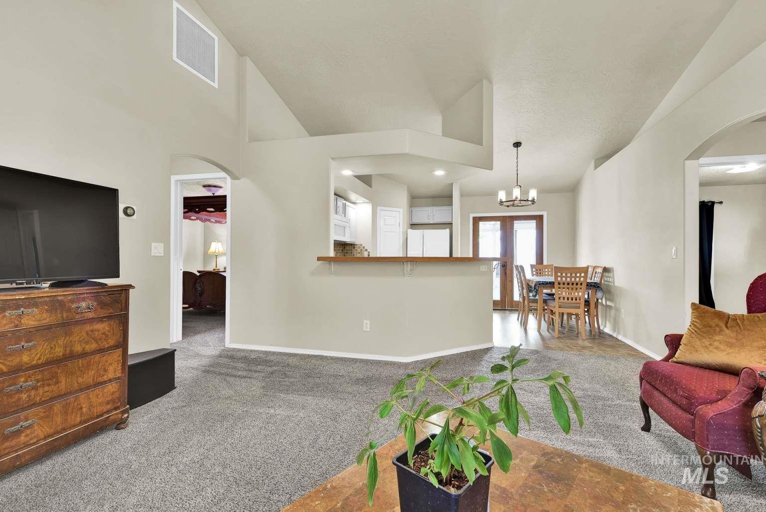 11793 Shelburne Property Photo 9