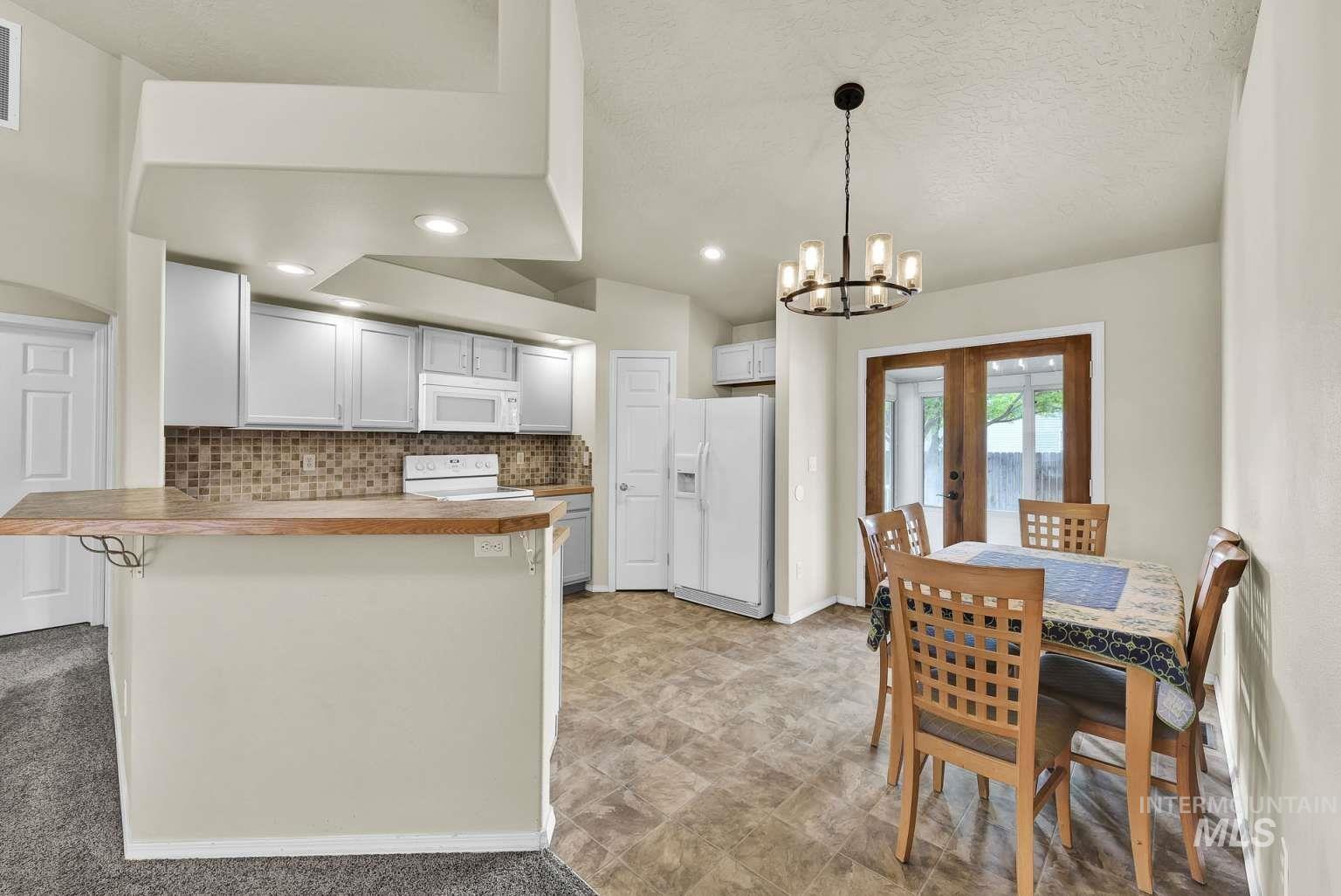 11793 Shelburne Property Photo 10