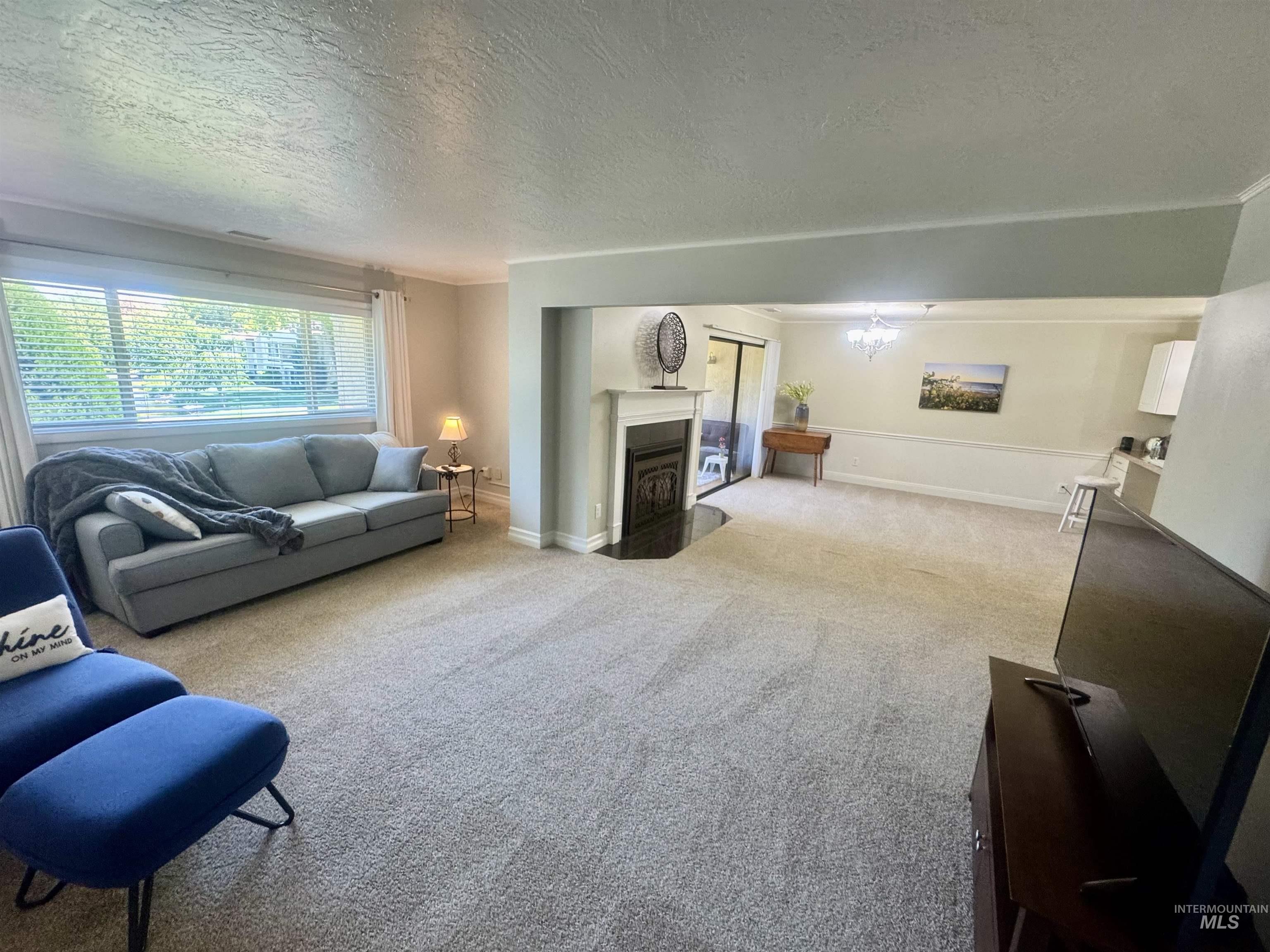 1095 N Camelot Dr Property Photo 24