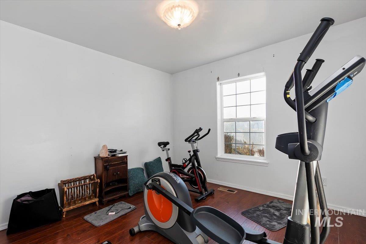 1064 Arrow Wood Court Property Photo 19