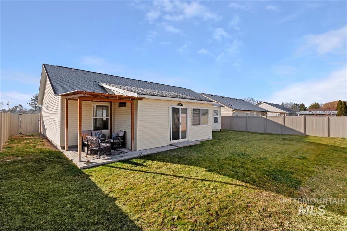 1064 Arrow Wood Court Property Photo 22