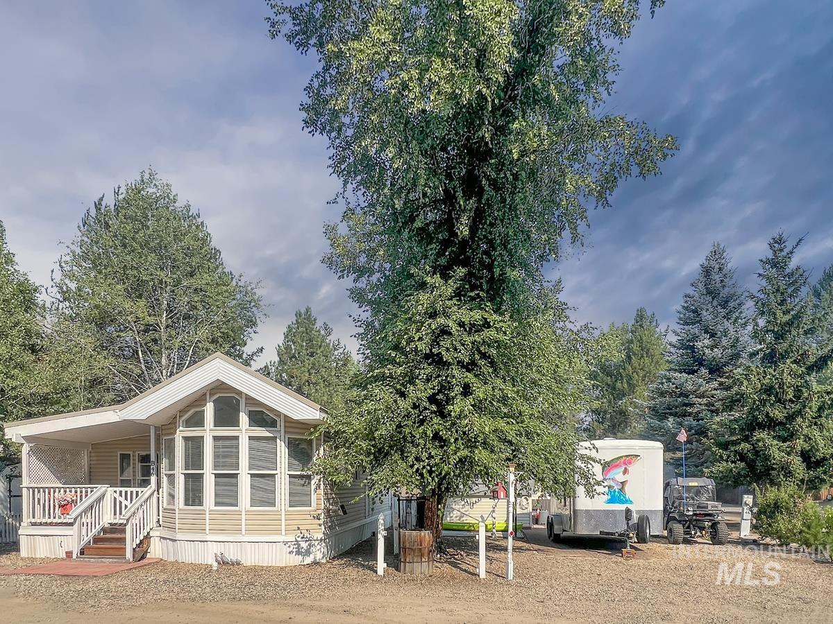46 & 48 B Street Property Photo
