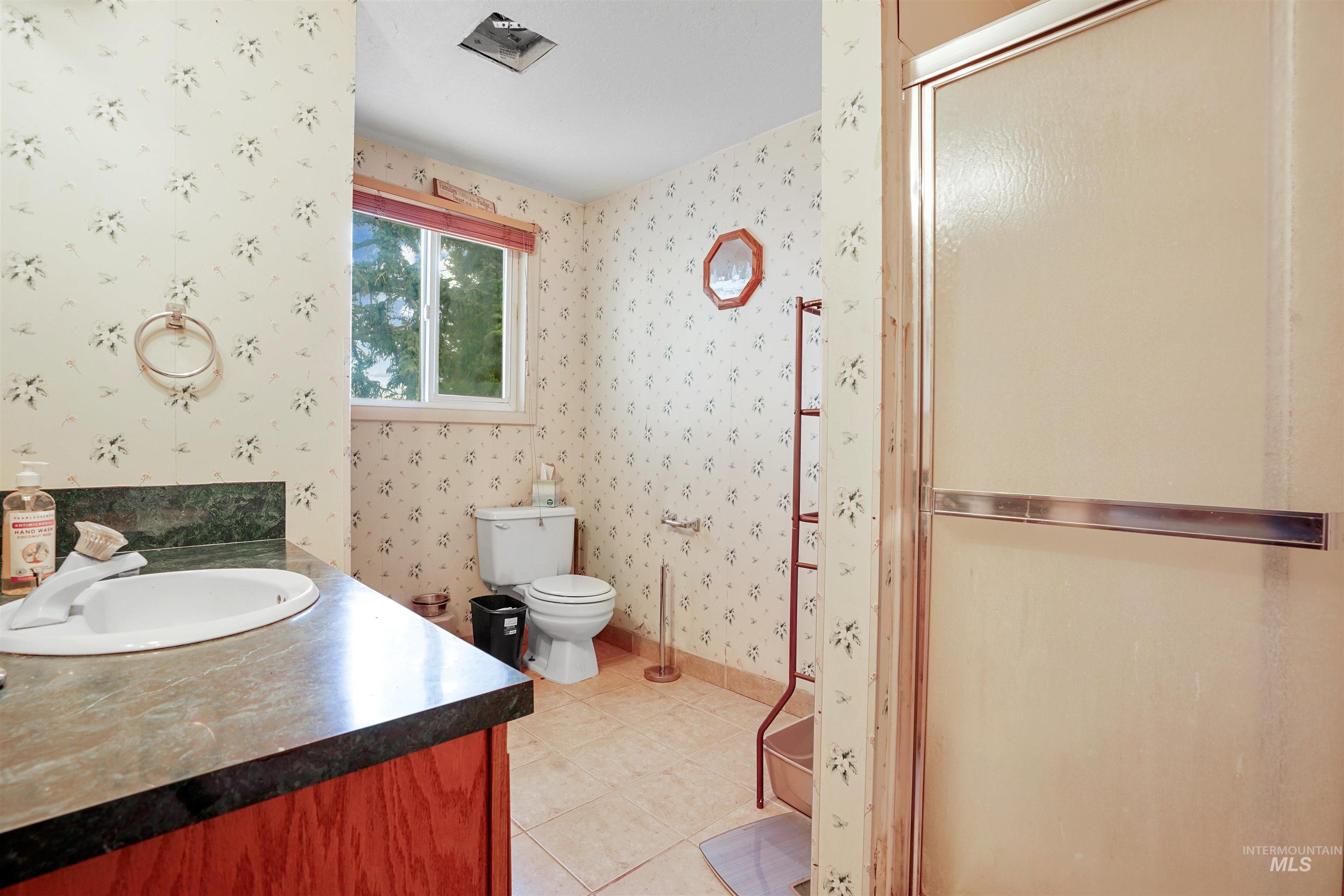 464 S 950 W Property Photo 12