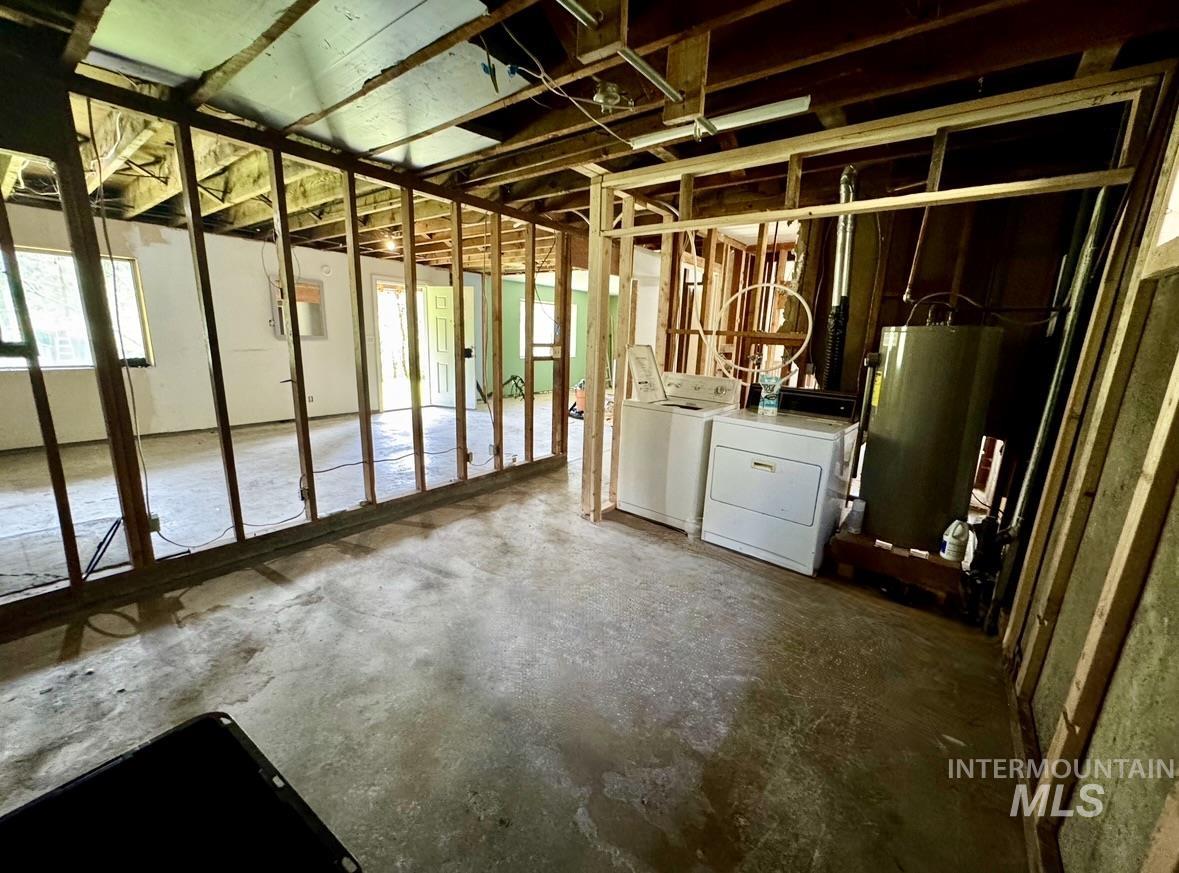 250 Hill Rd Duplex Property Photo 24
