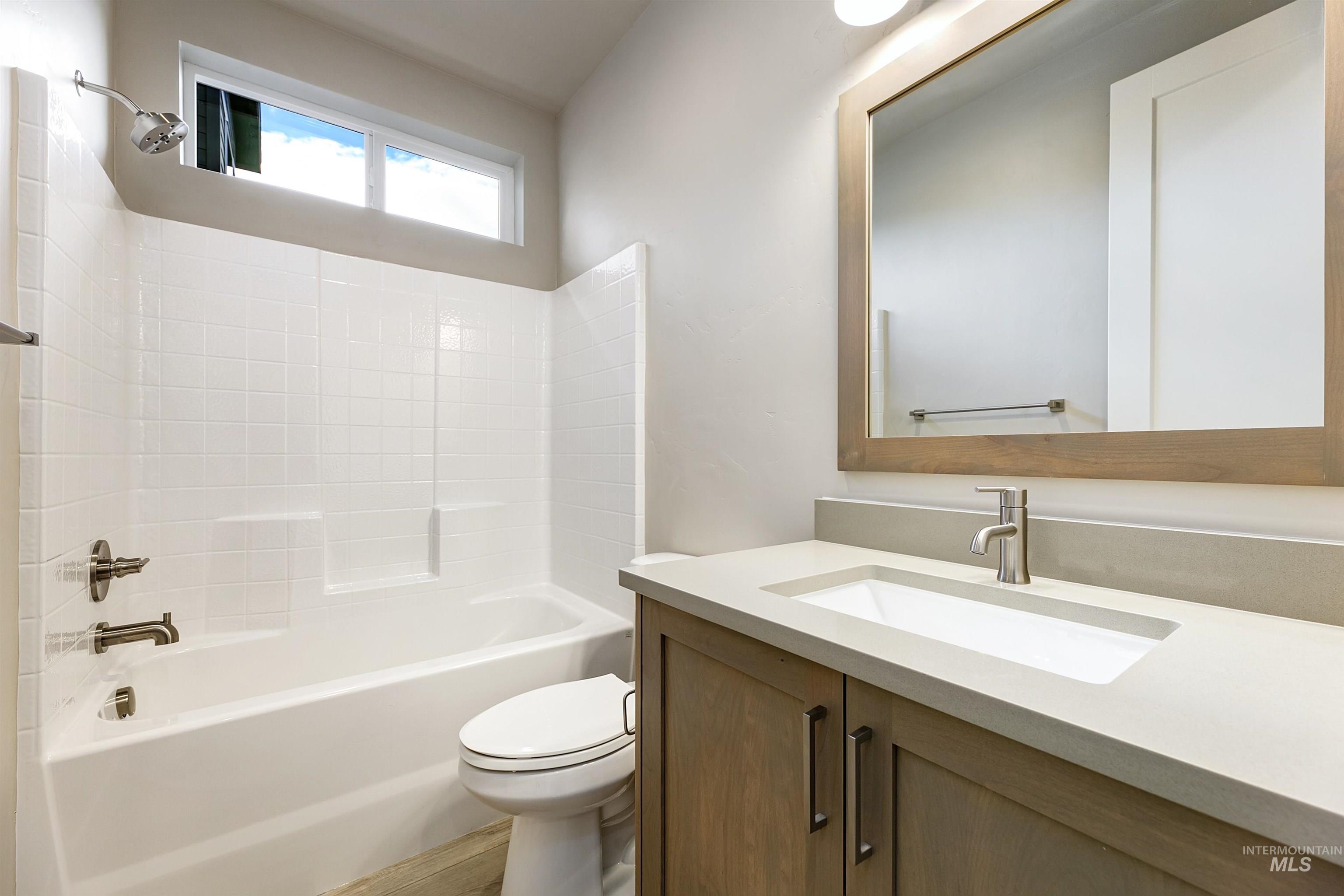 2330 E Monhegan Drive Property Photo 21