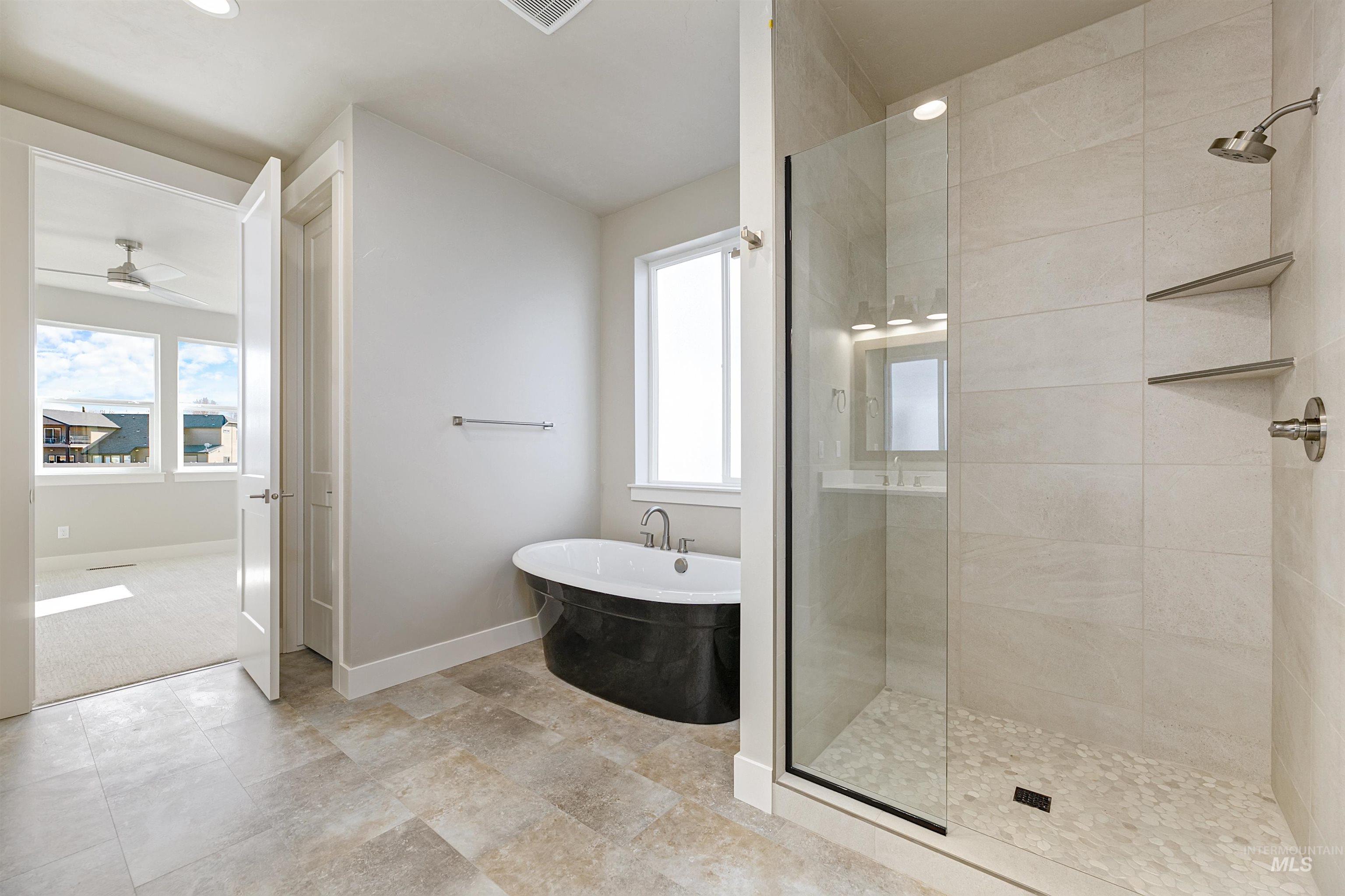 2330 E Monhegan Drive Property Photo 24