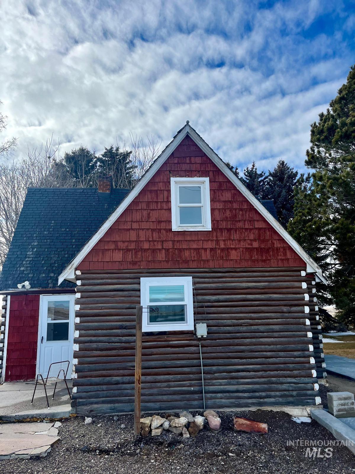 1123 W Milner Road Property Photo