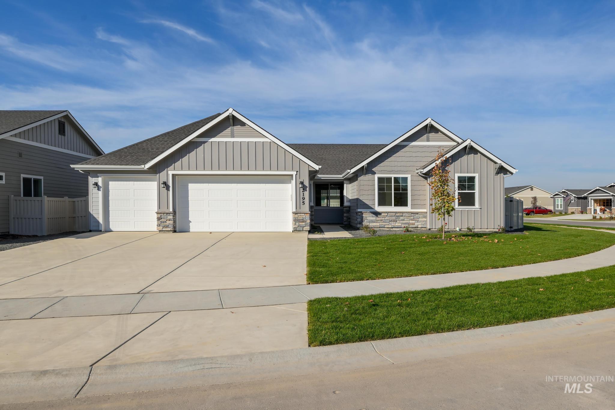 9599 W Gladiola Ct Property Photo