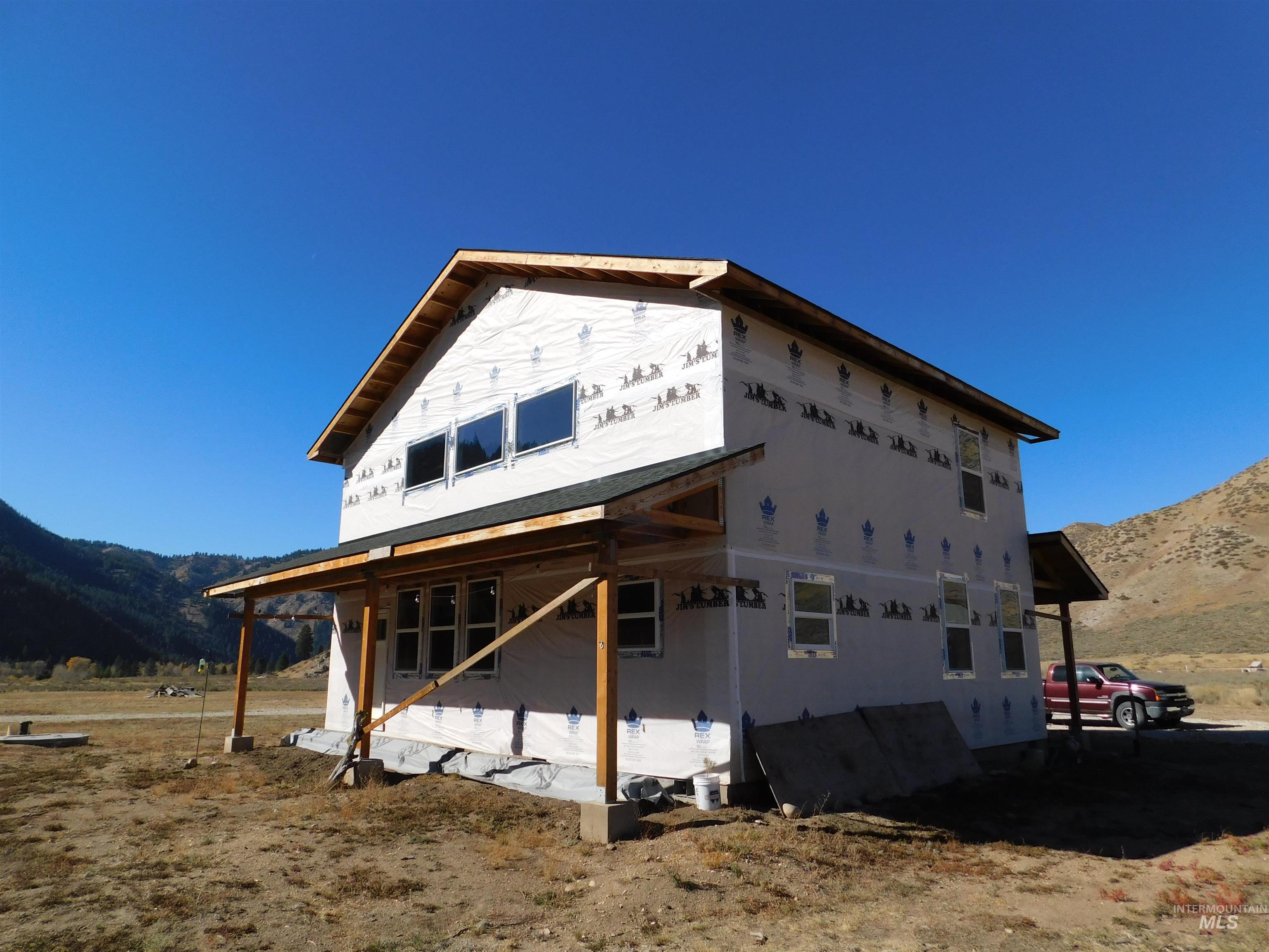 5050 E Baumgartner Rd Property Photo