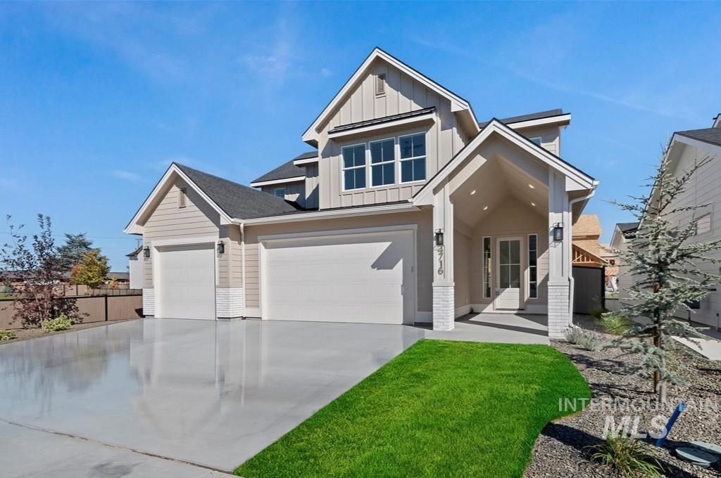 4716 N Camp Creek Ave Property Photo 1