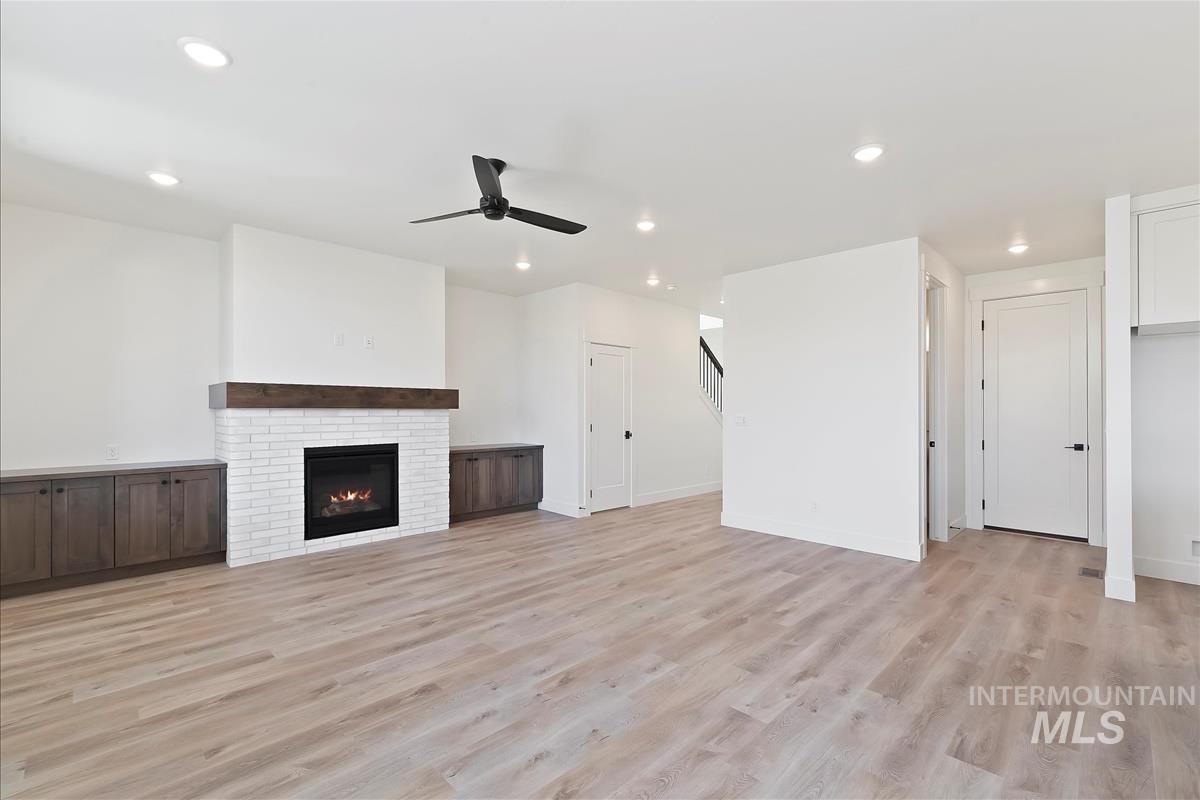 4716 N Camp Creek Ave Property Photo 4