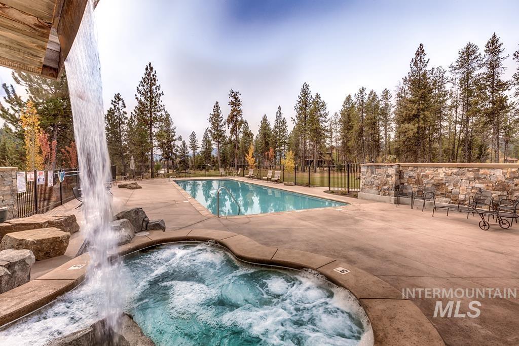 86 Fawnlilly Property Photo 28