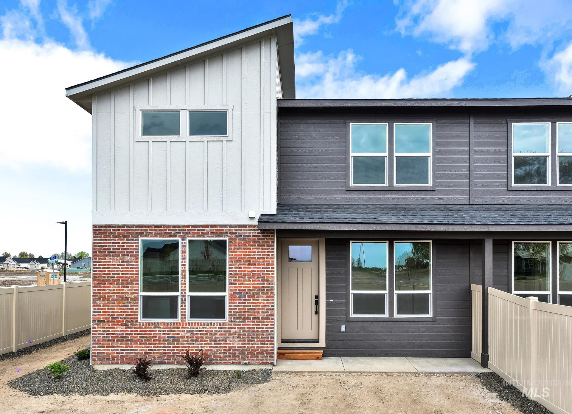 2902 Dale Ln Property Photo 1