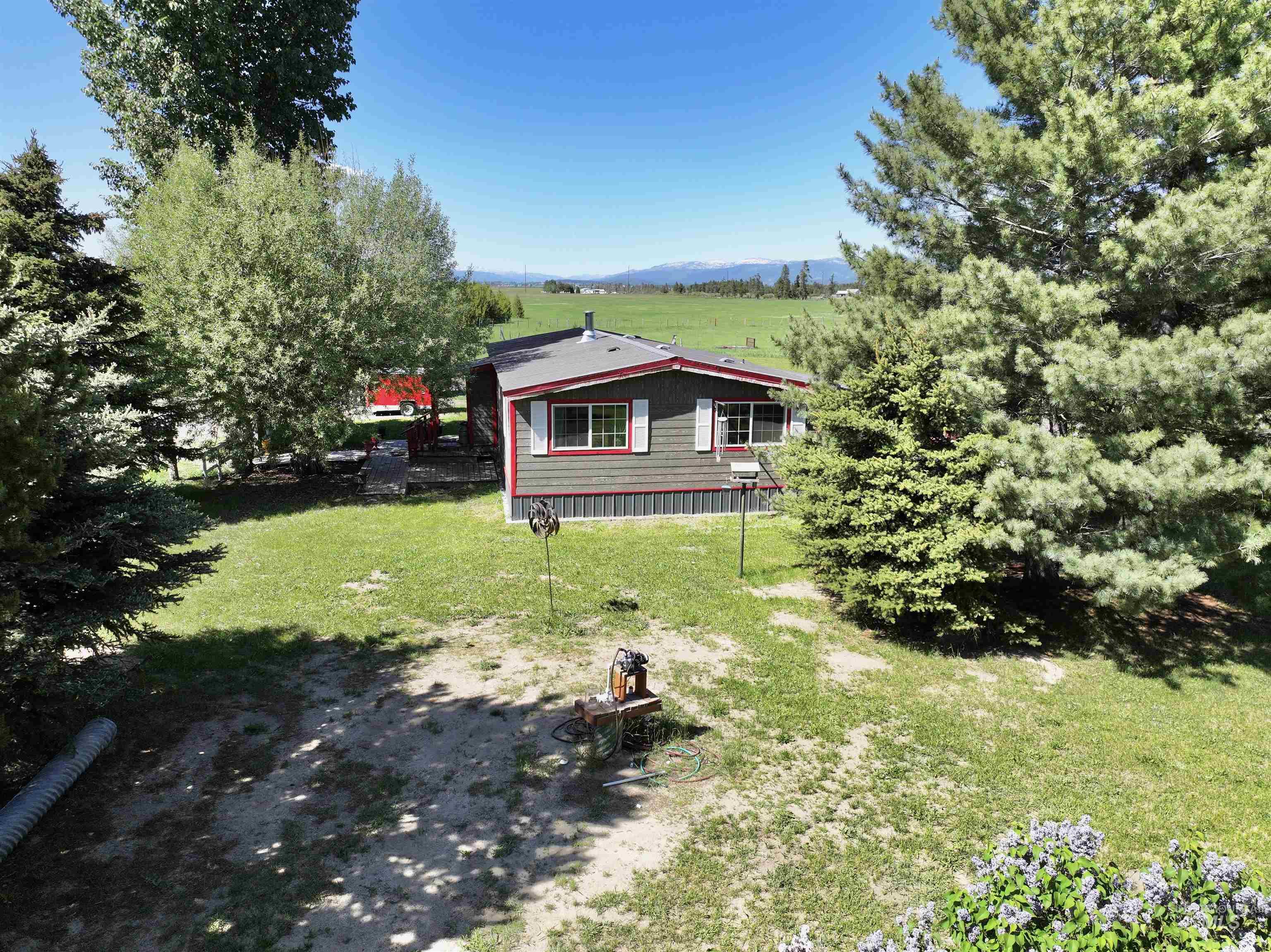 22 Flemming Lane Property Photo 7