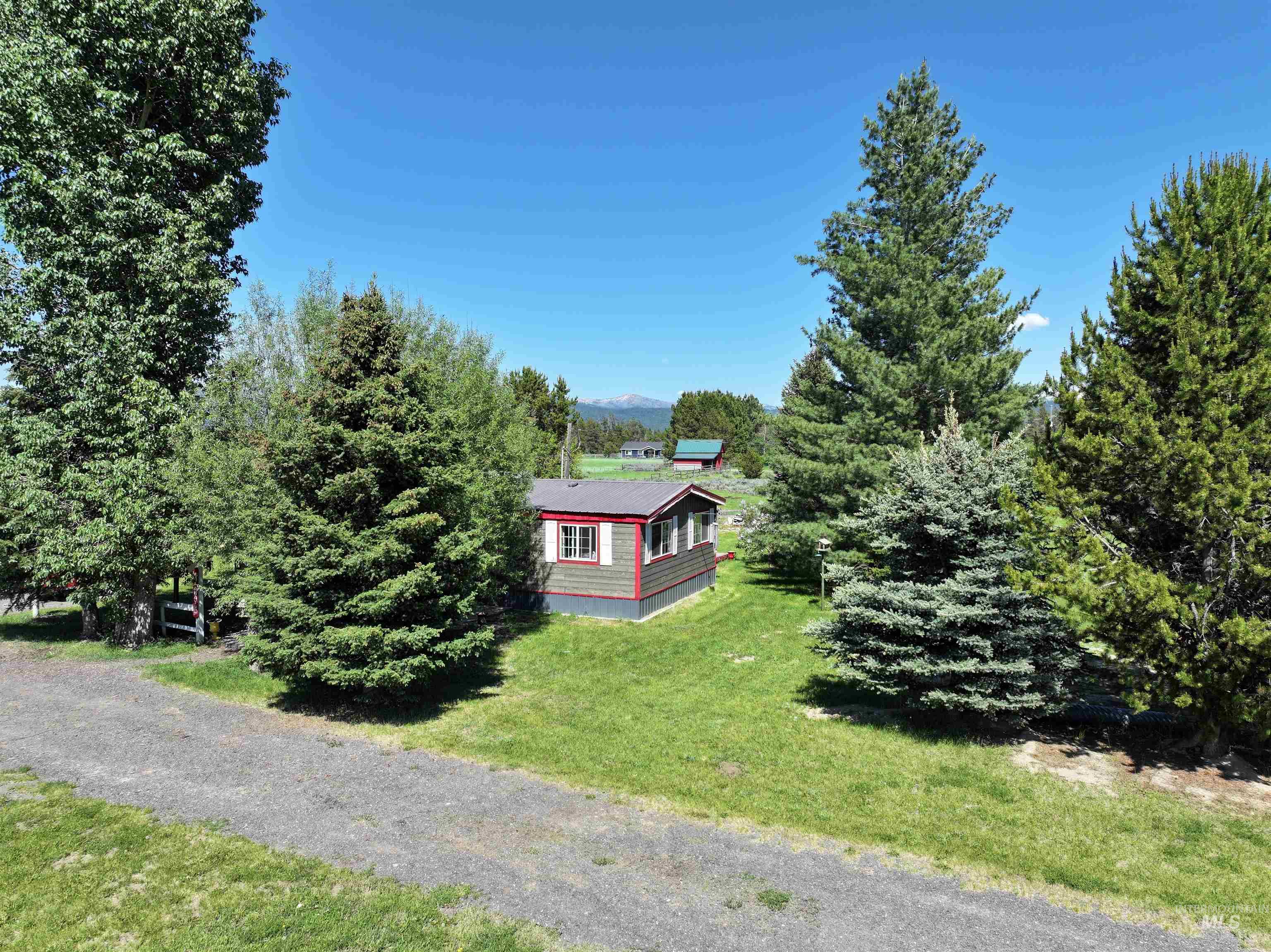 22 Flemming Lane Property Photo 8