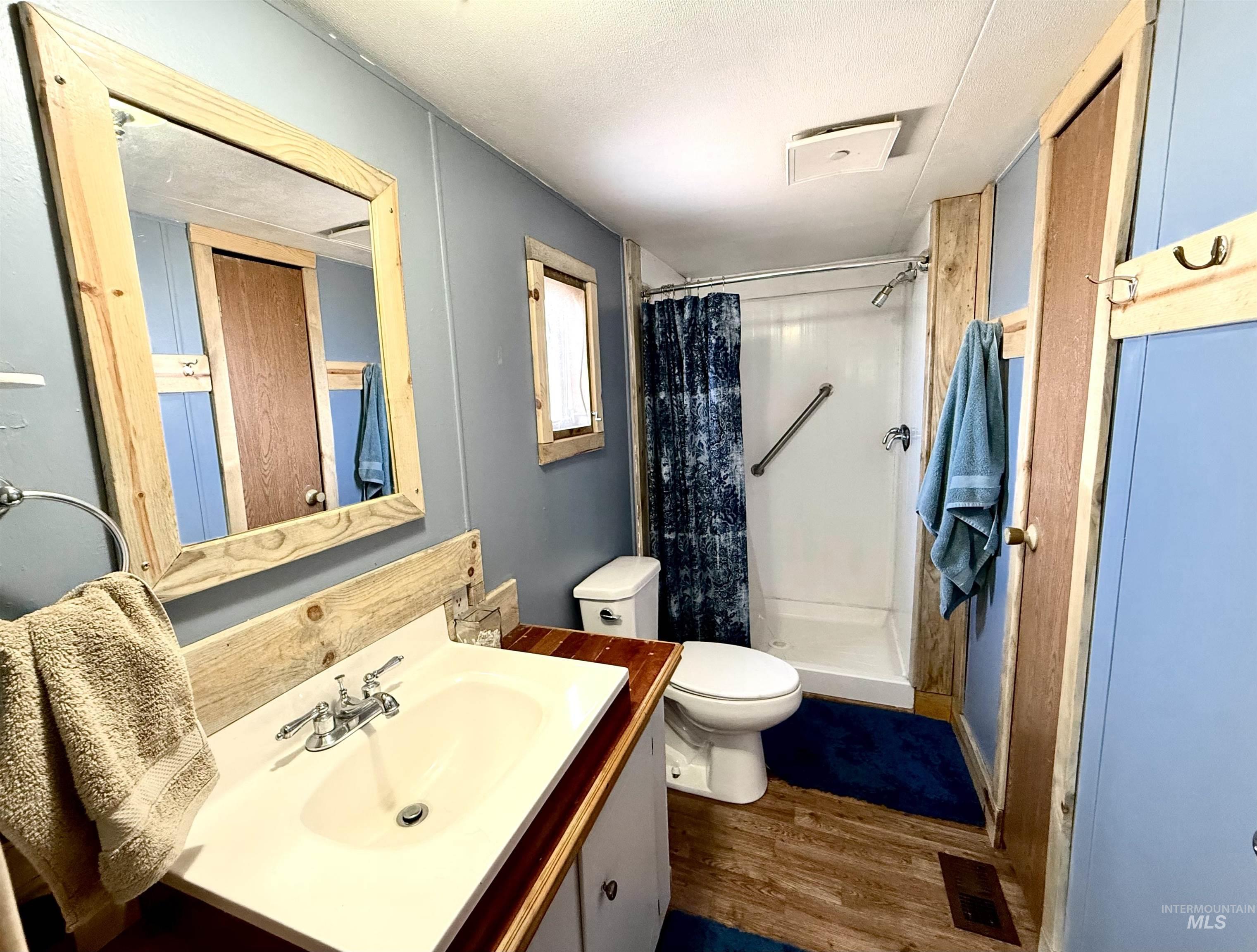 22 Flemming Lane Property Photo 18