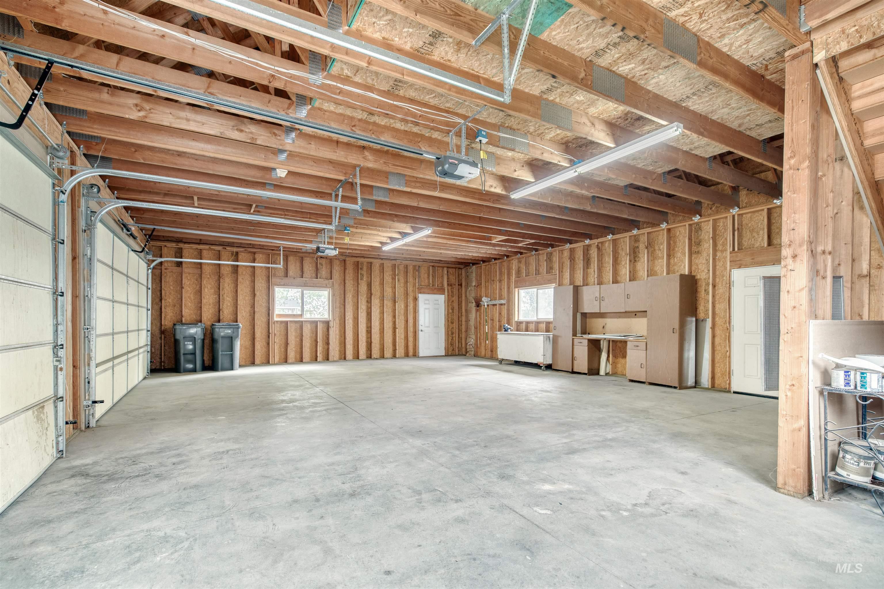 27607 Petolla Road Property Photo 3