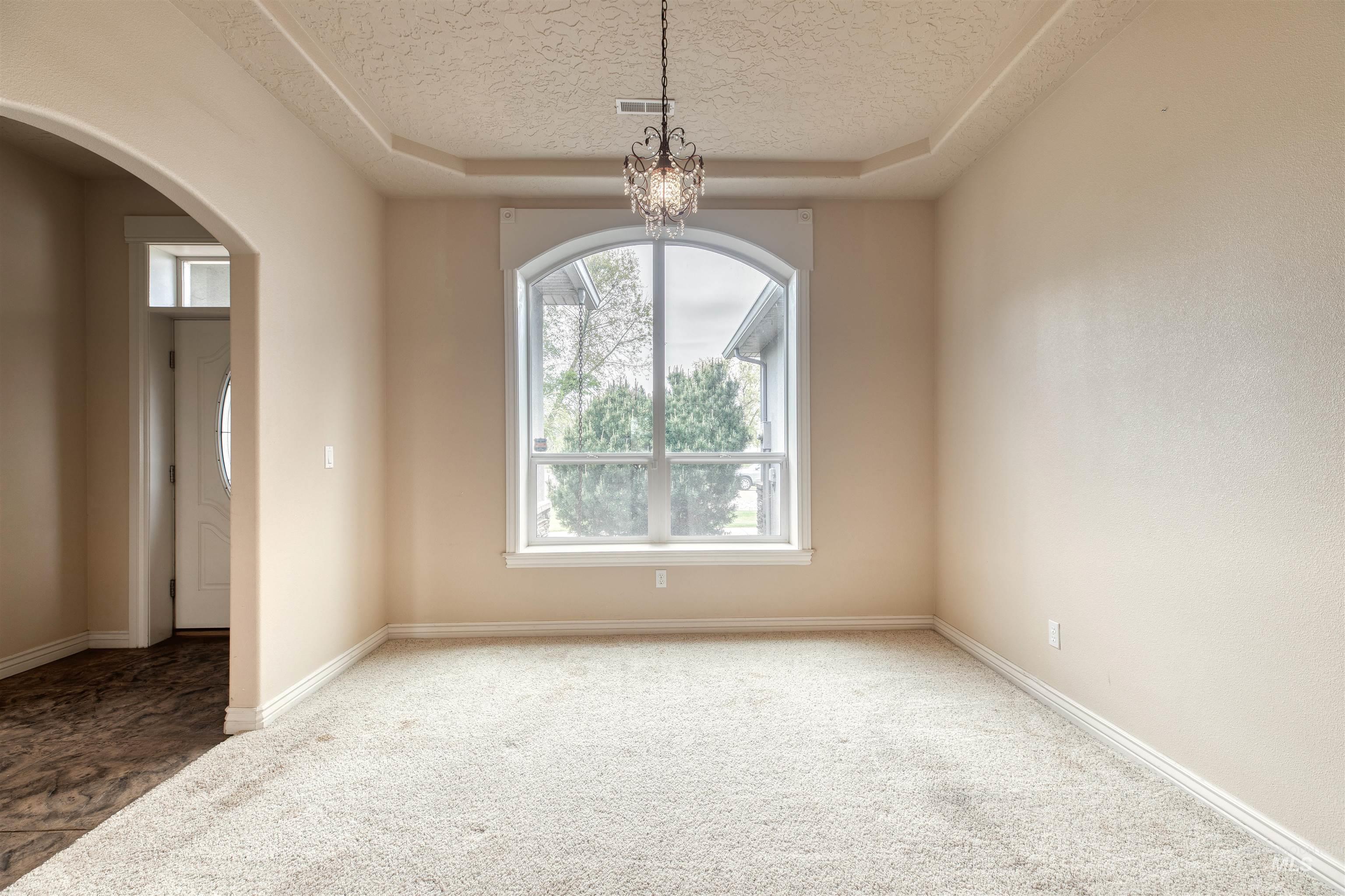 27607 Petolla Road Property Photo 17