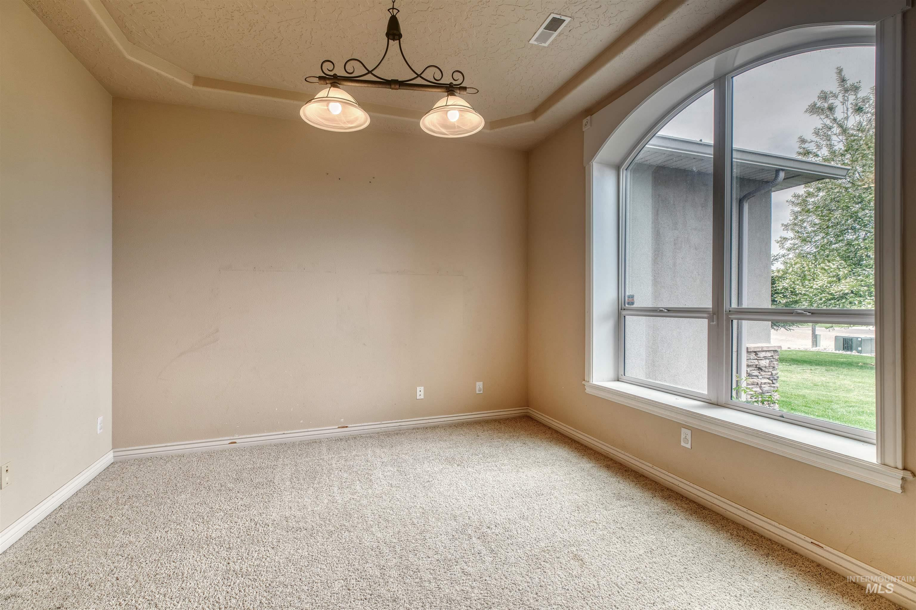 27607 Petolla Road Property Photo 18