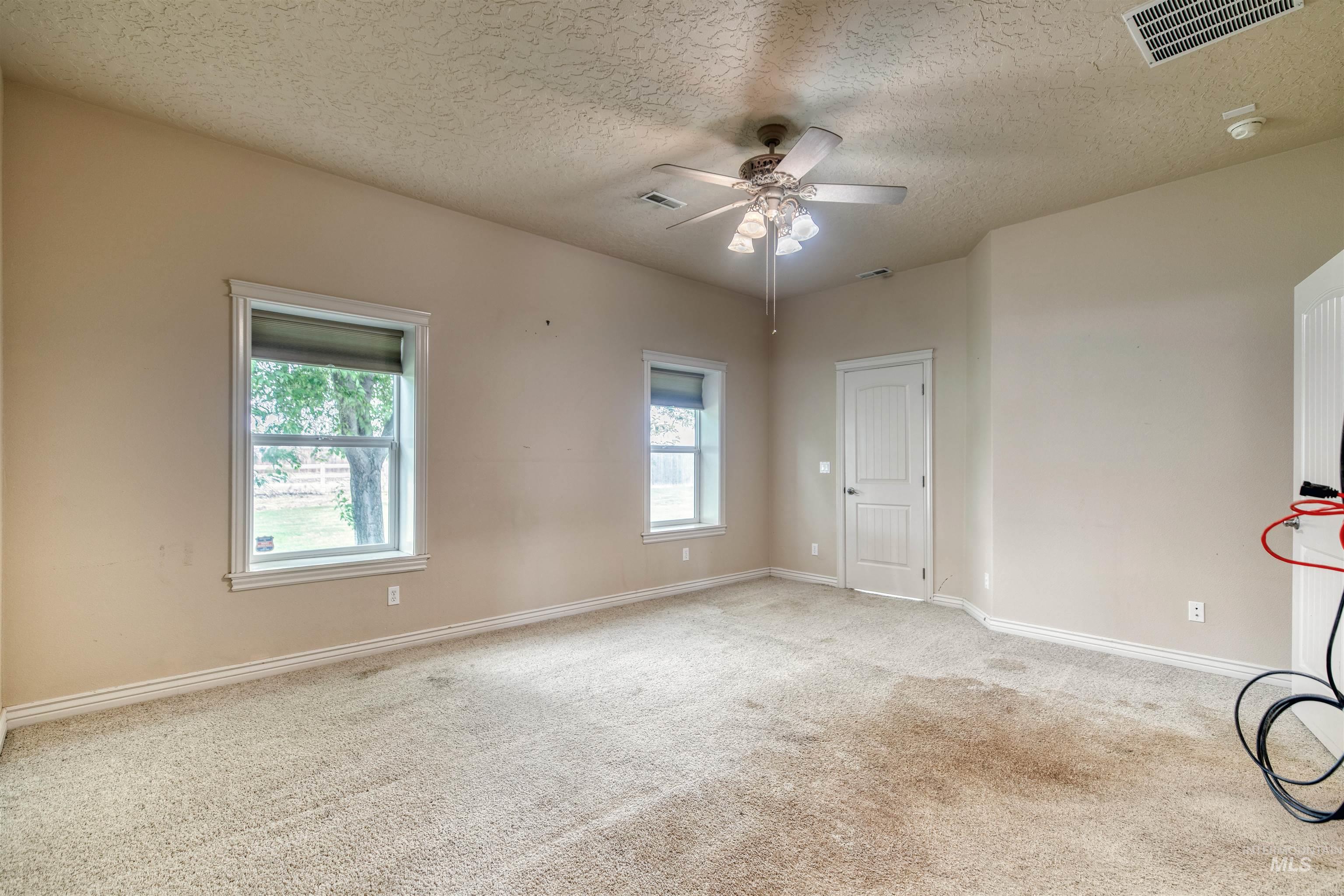 27607 Petolla Road Property Photo 20