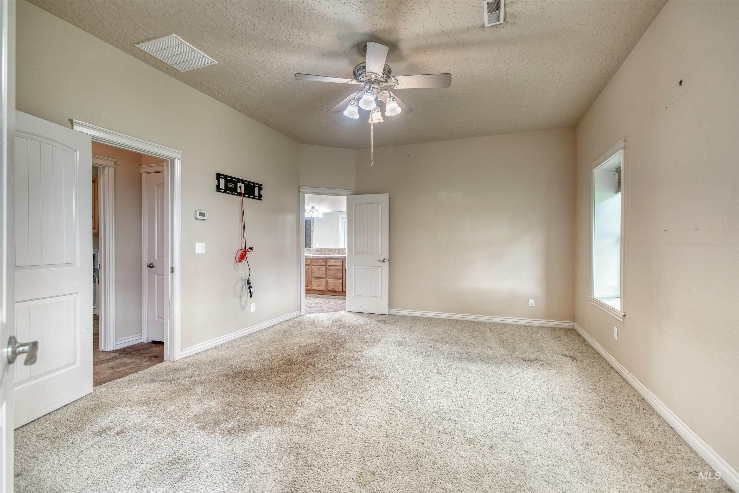 27607 Petolla Road Property Photo 21