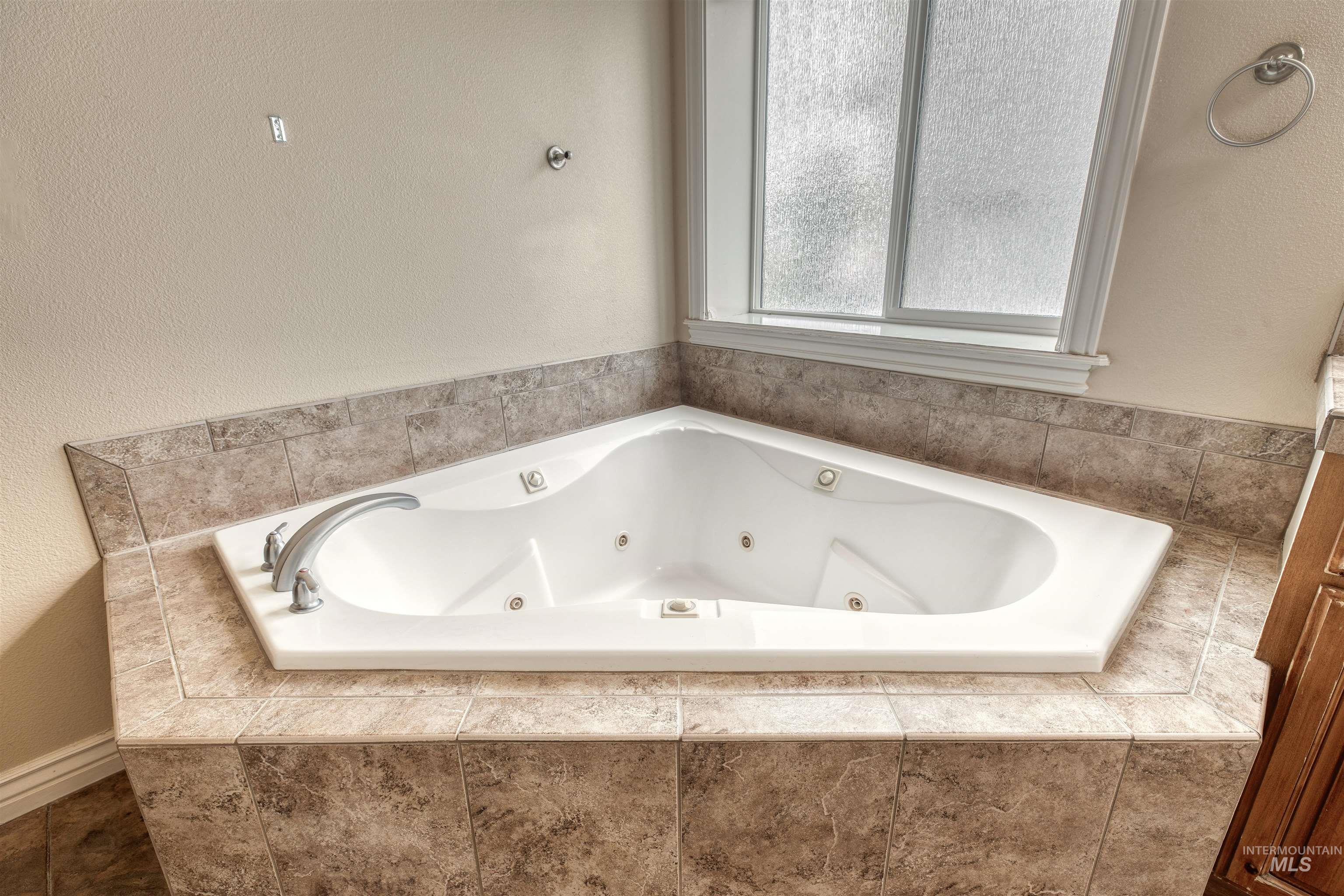 27607 Petolla Road Property Photo 25