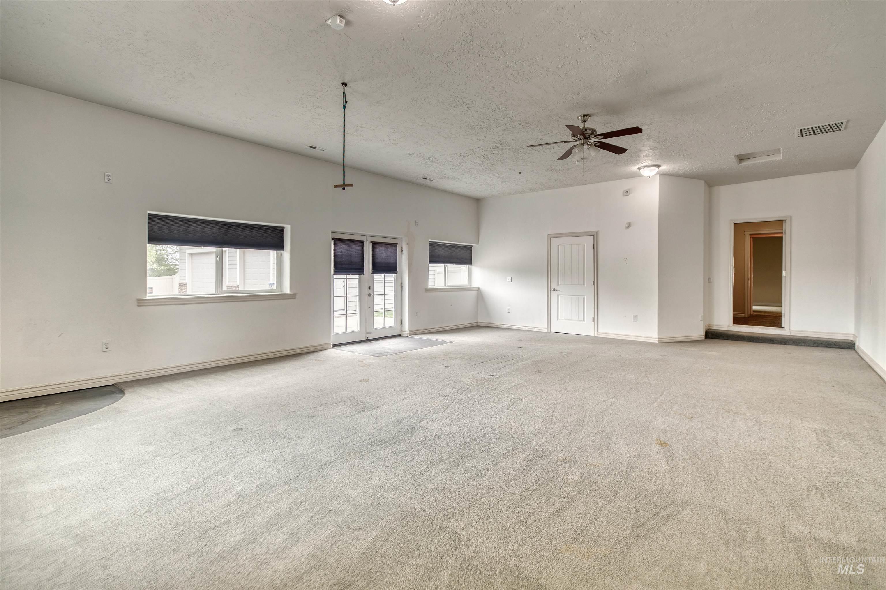 27607 Petolla Road Property Photo 28