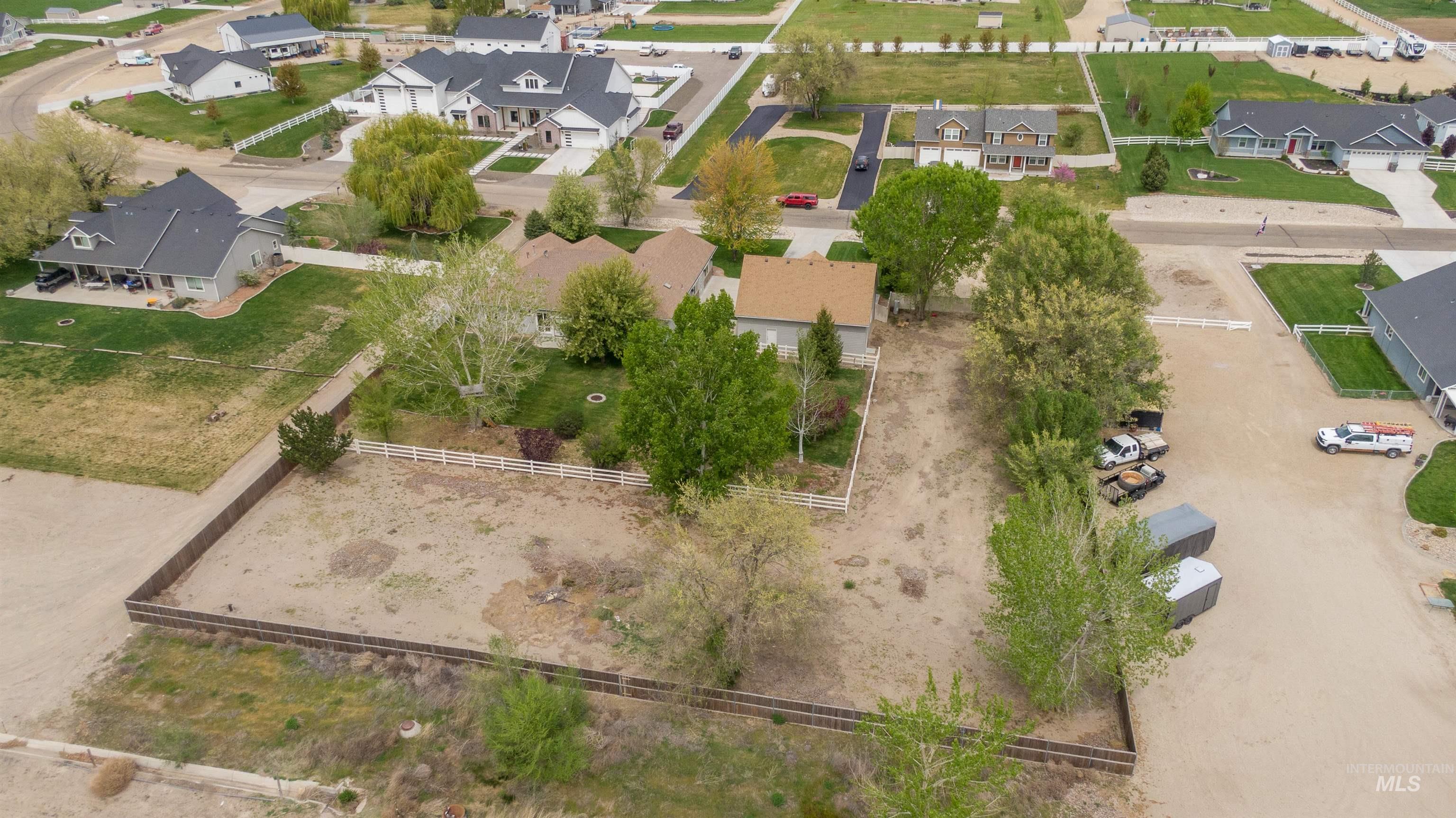 27607 Petolla Road Property Photo 40