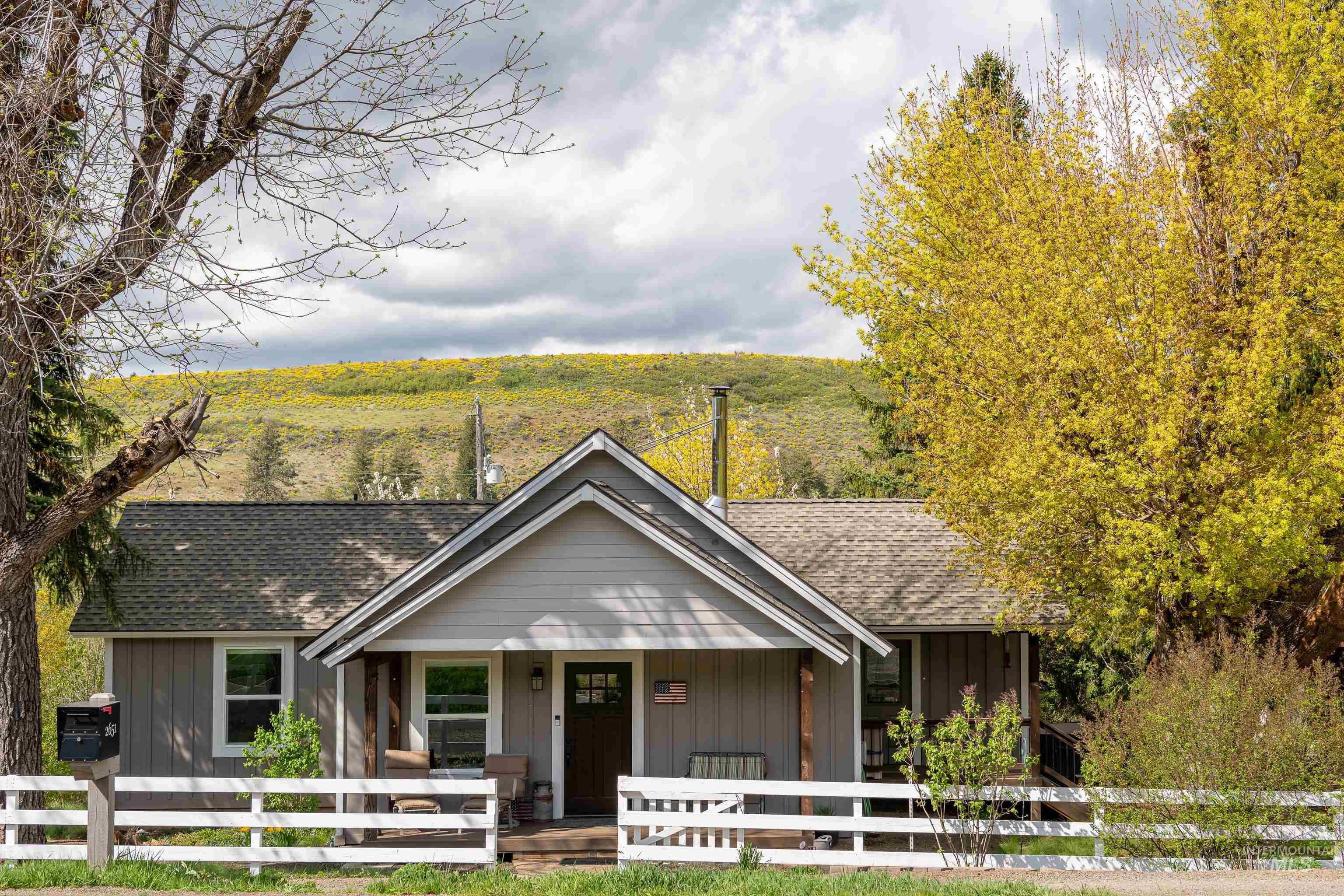 Council Real Estate Listings Main Image